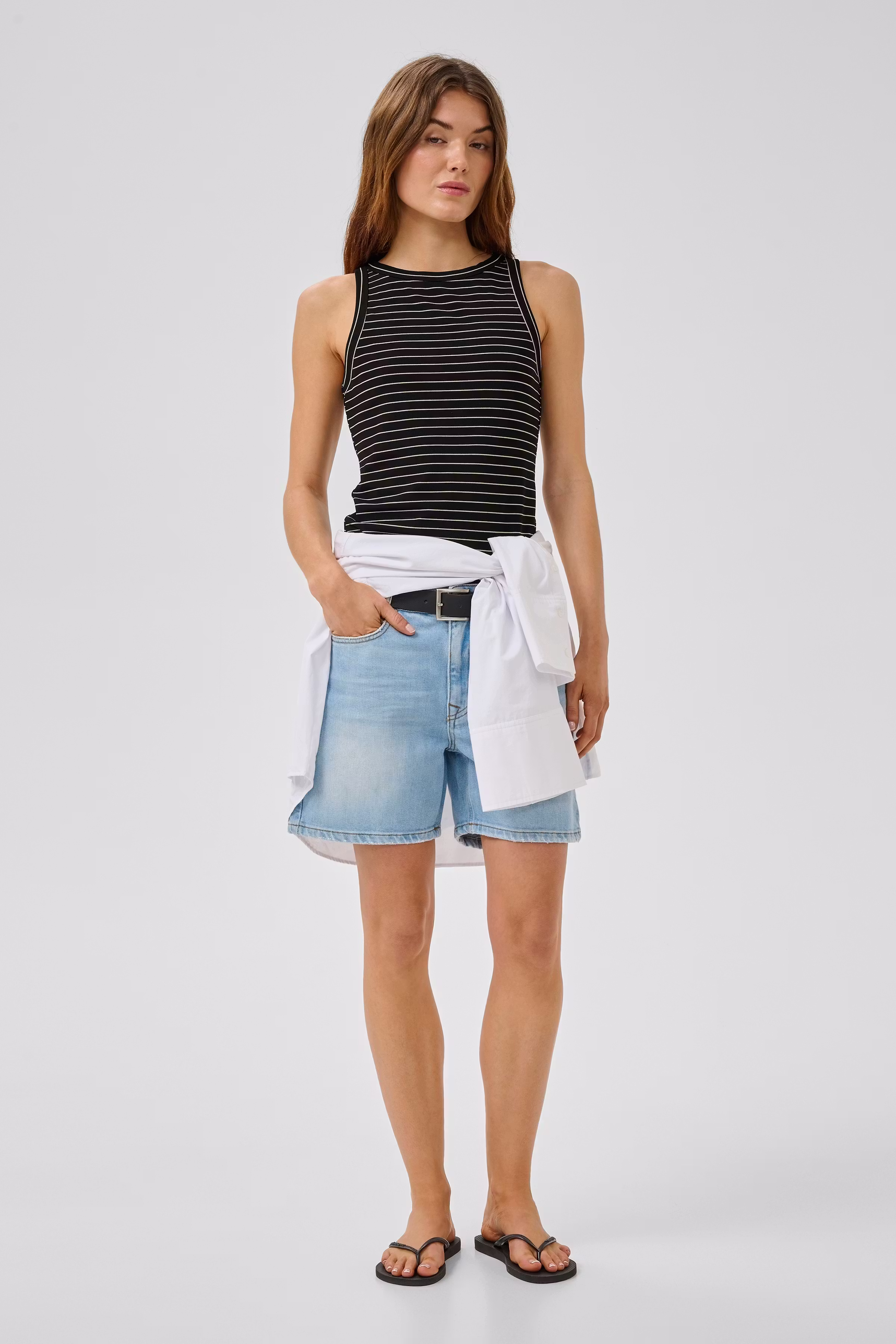 MWKallura Top LOOKBOOK FRONT 10705547-109428