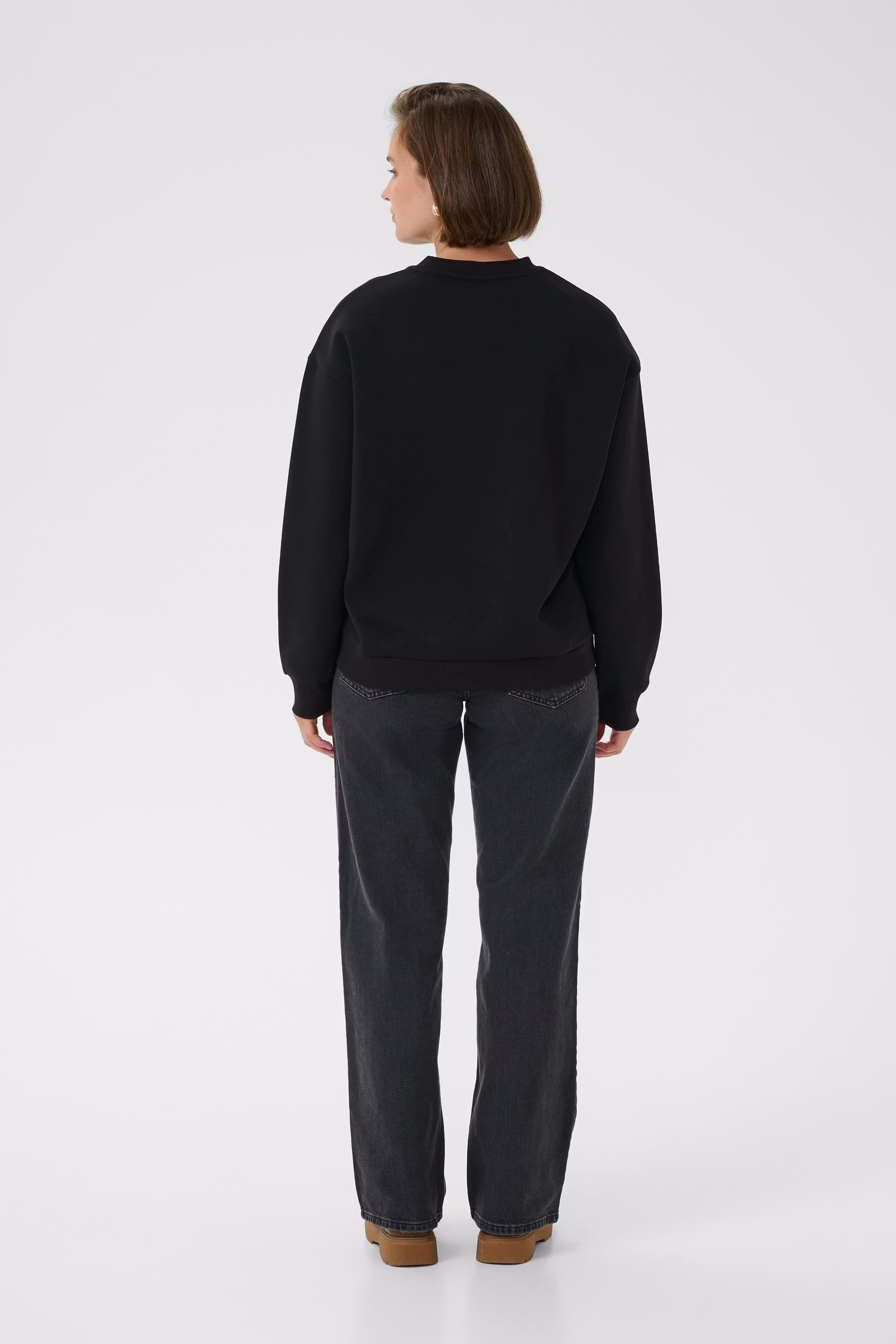 BPvinda Sweatshirt LOOKBOOK BACK 40200066-108705