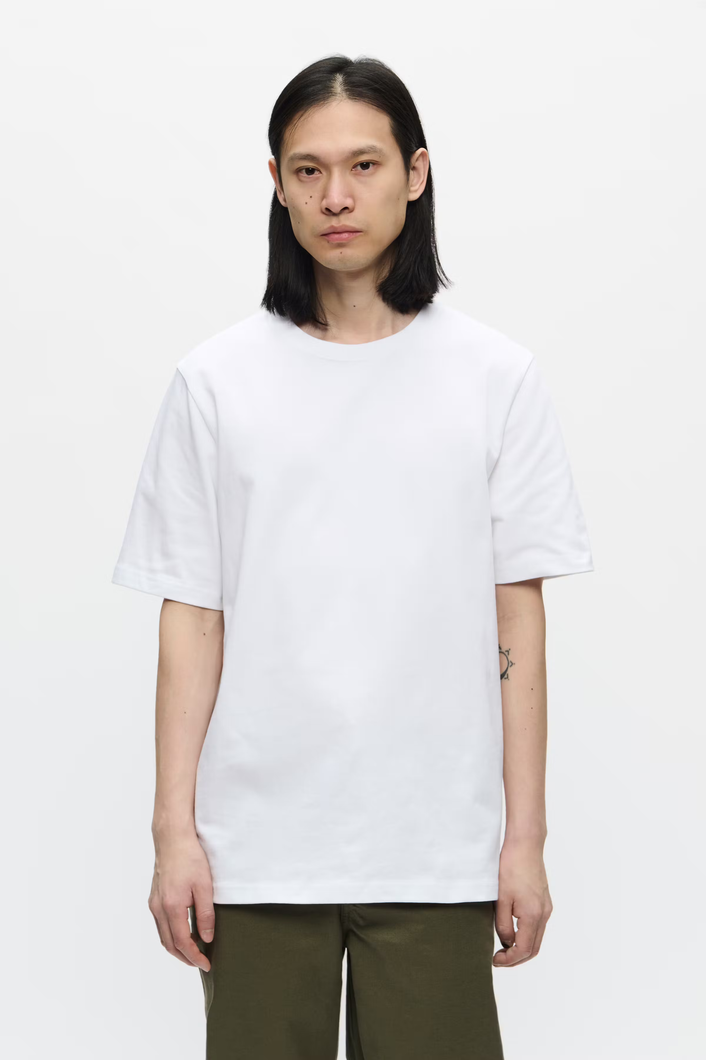 WWBobby T-shirt LOOKBOOK FRONT 30251550-110601