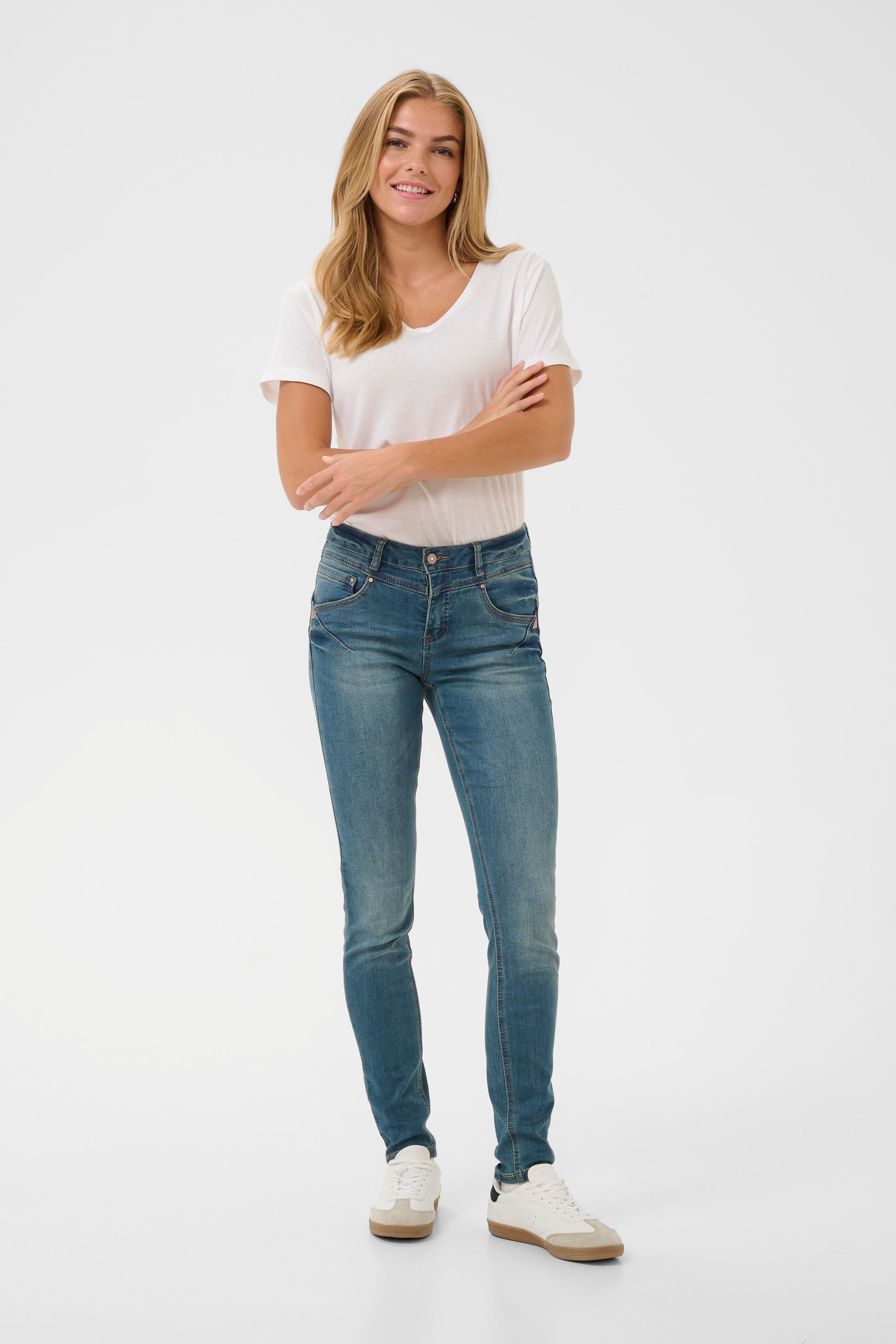 Jeans LOOKBOOK FRONT 10604221-62505