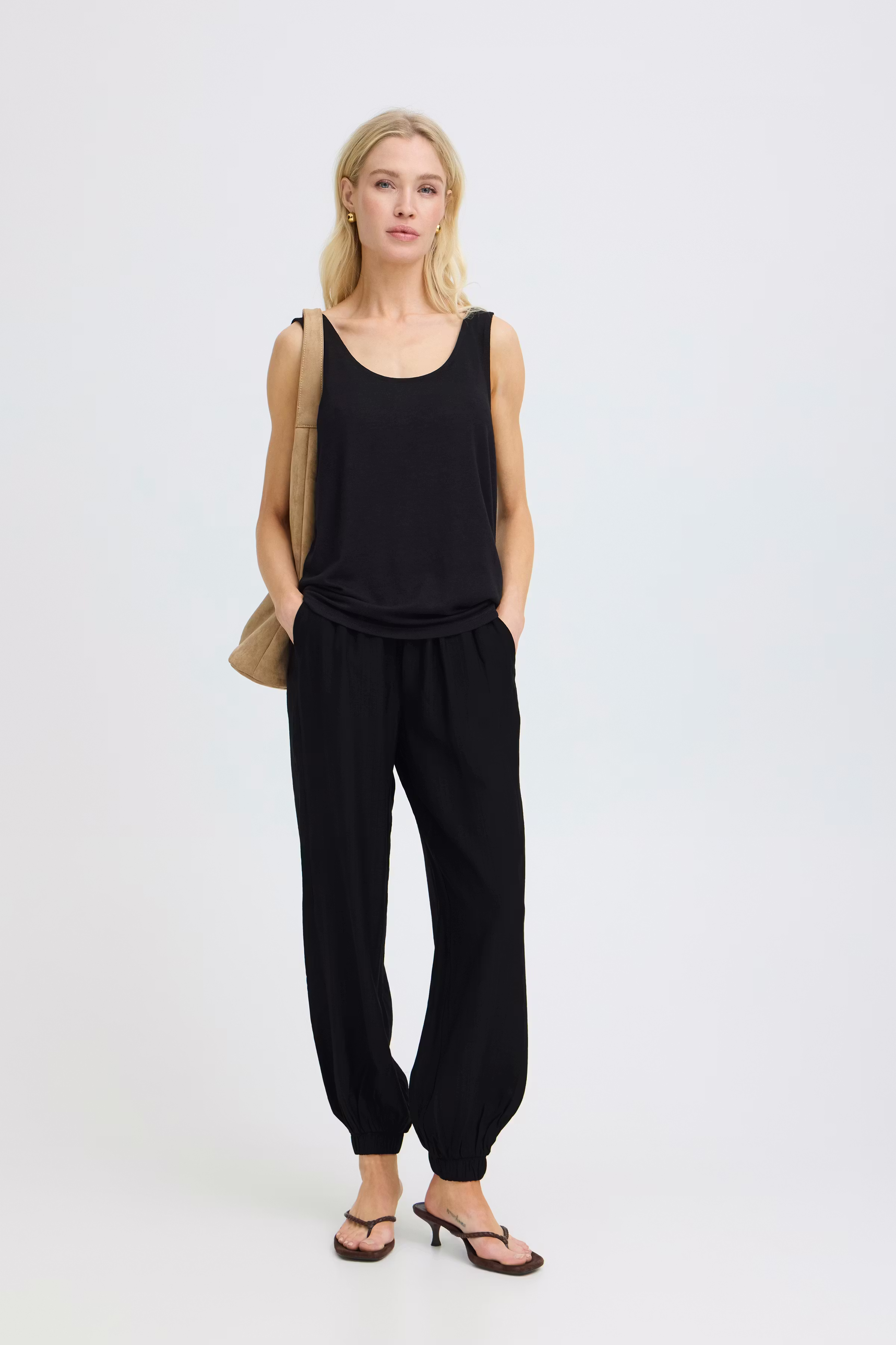 BYJOANNIE Bukser LOOKBOOK FRONT 20819216-194008