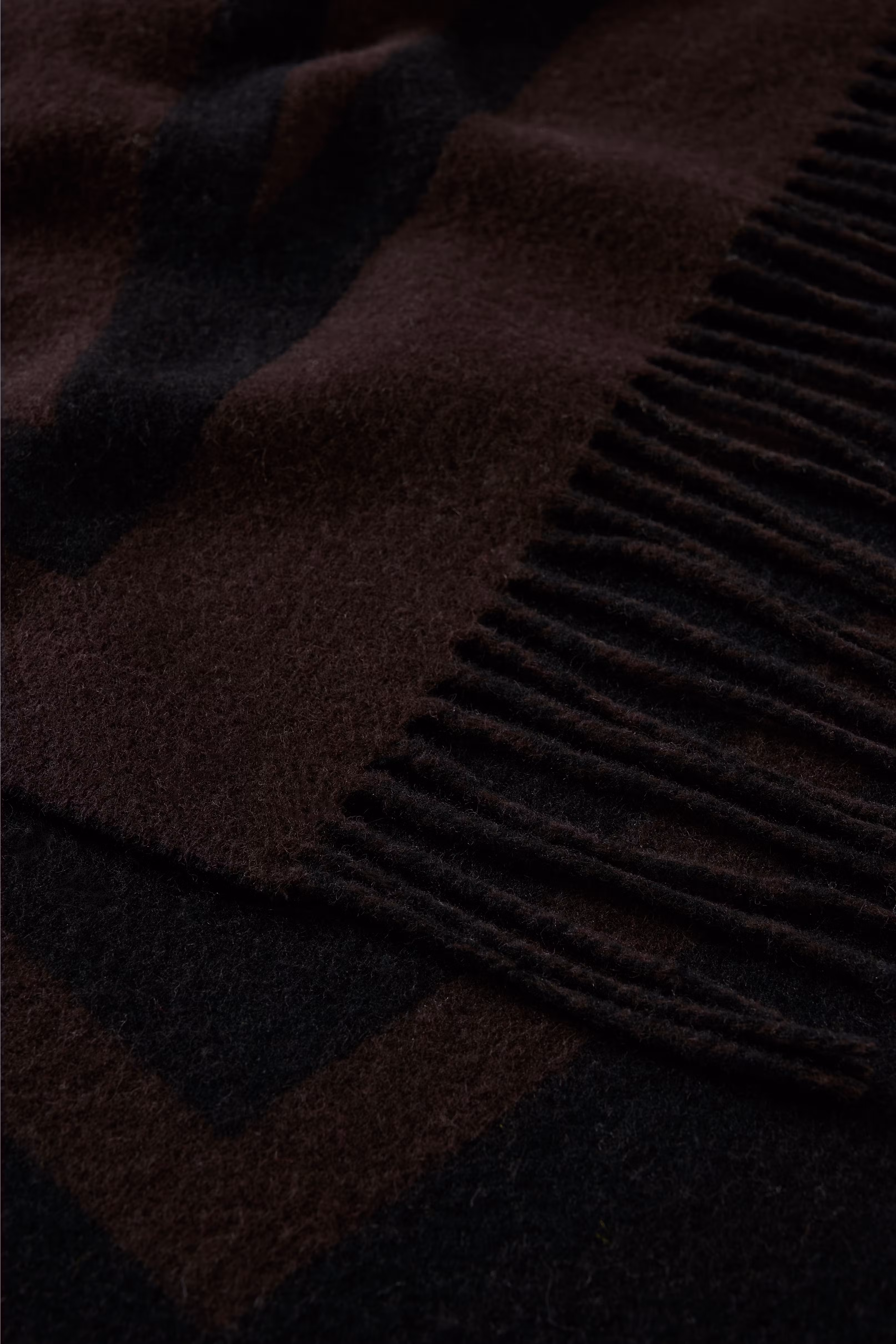 MyrtheIW Logo Scarf PACK DETAIL 30106665-900013073