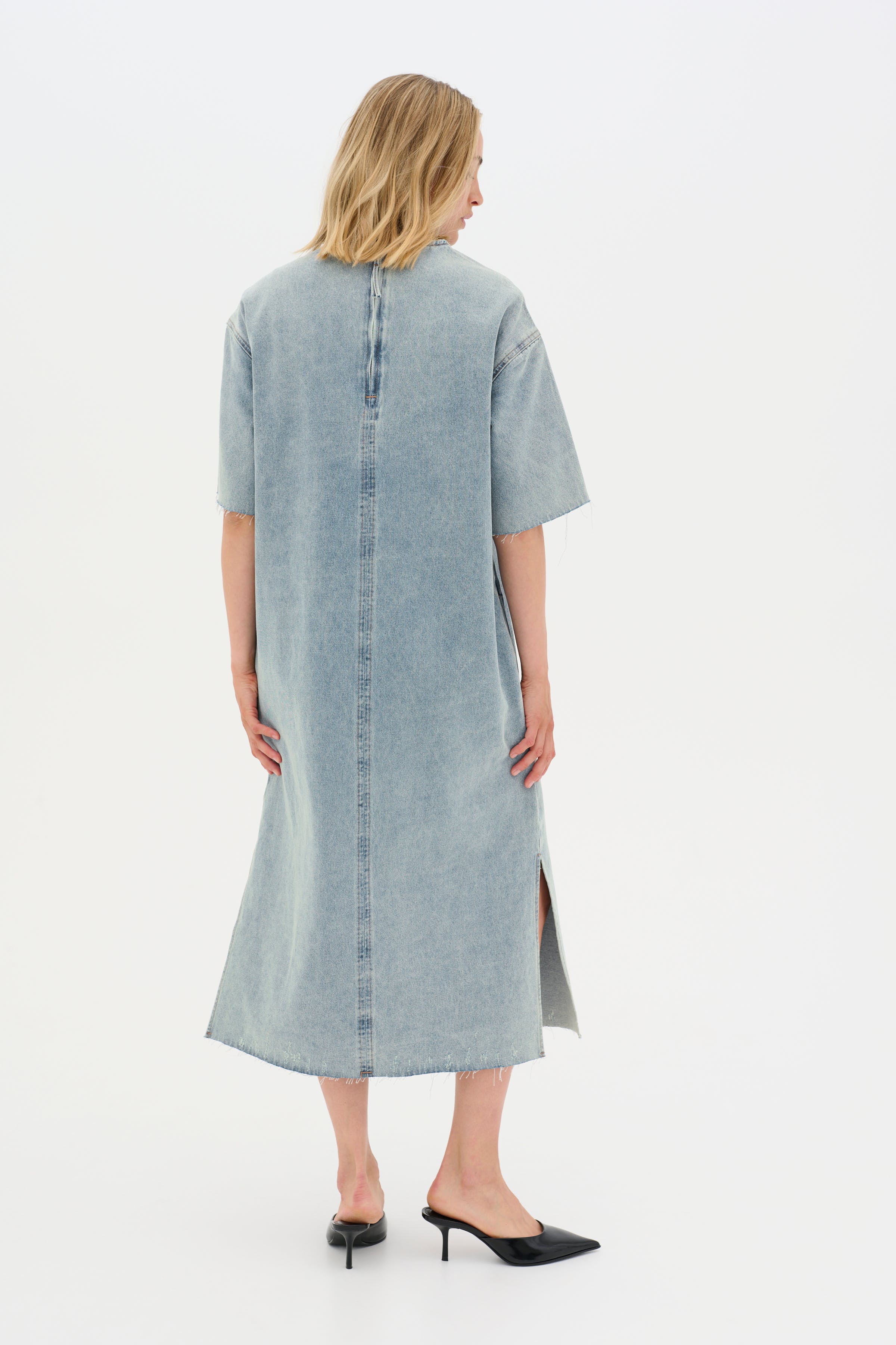 LattiMW Dress LOOKBOOK BACK 10704824-100047