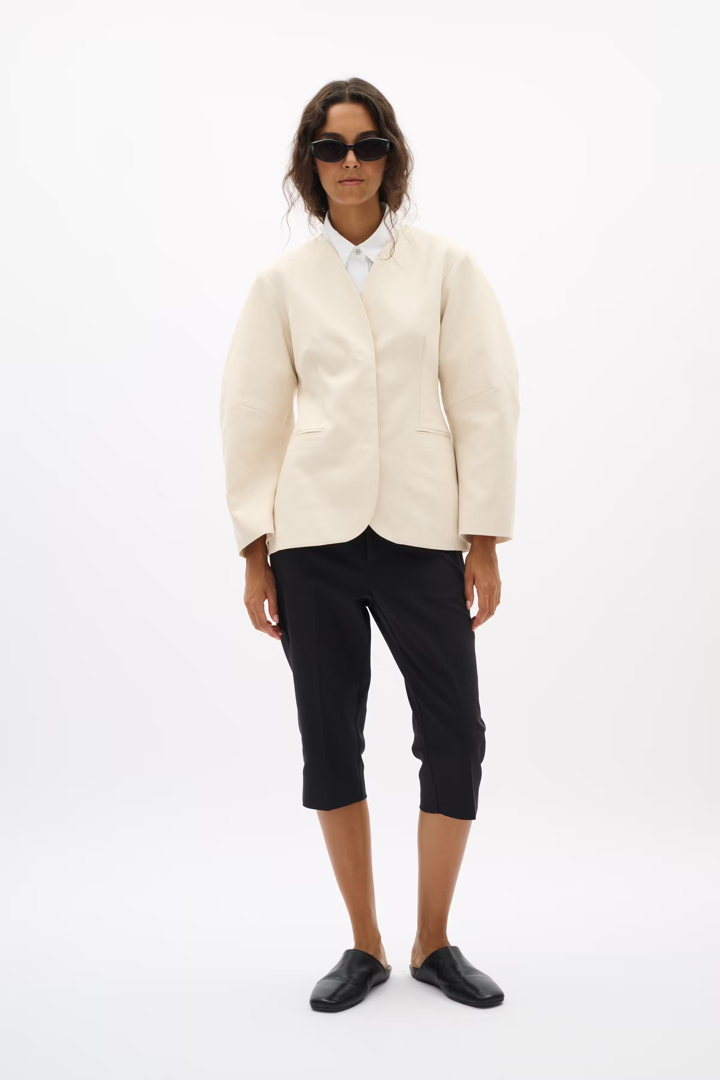 ZELLAIW Shorts LOCATION NONE 30112746-194008