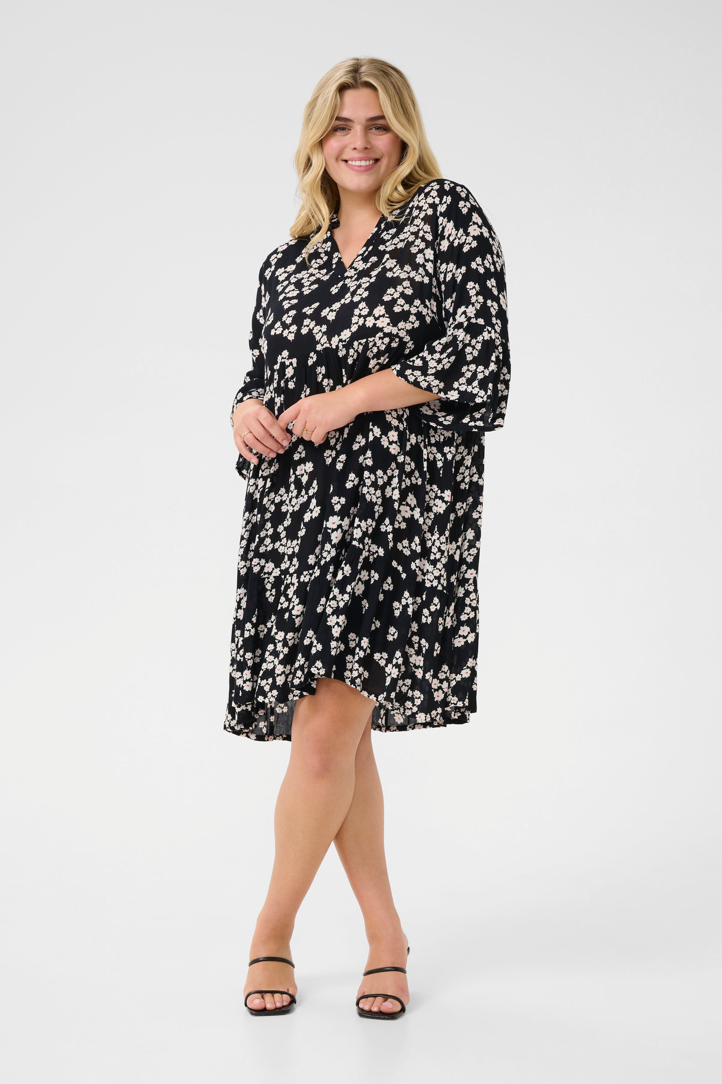 KCami Dress LOOKBOOK FRONT 10582029-107561