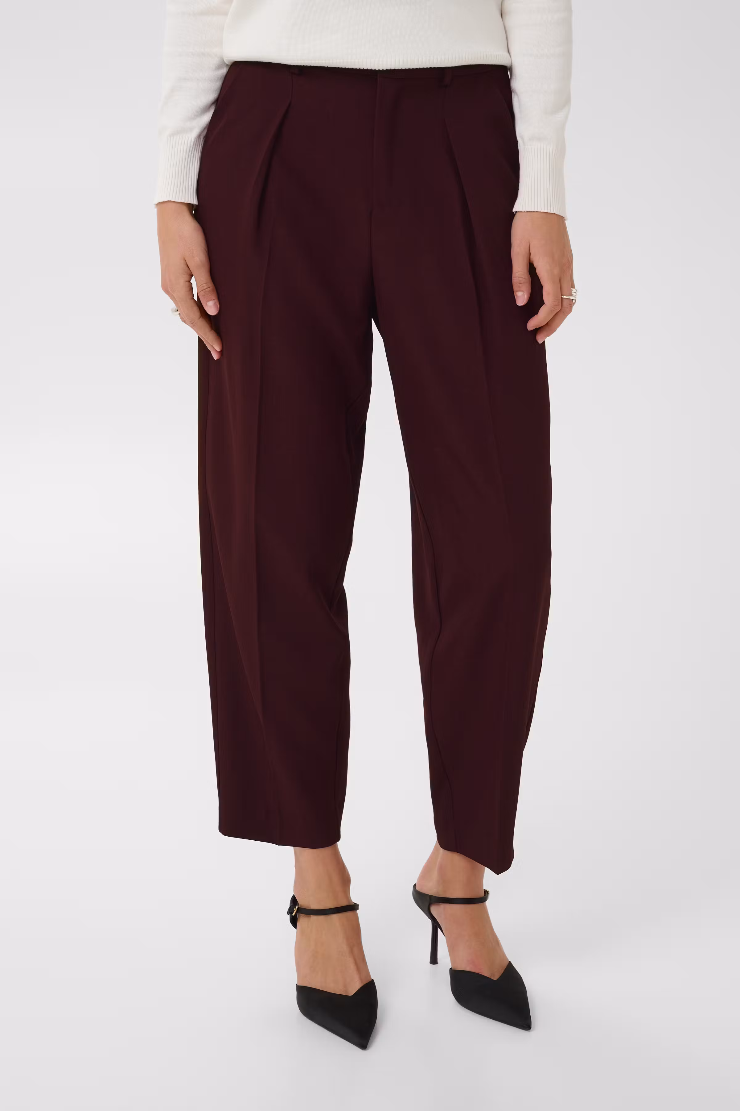 UbigailSZ Bukser LOOKBOOK FRONT 30515527-1921181