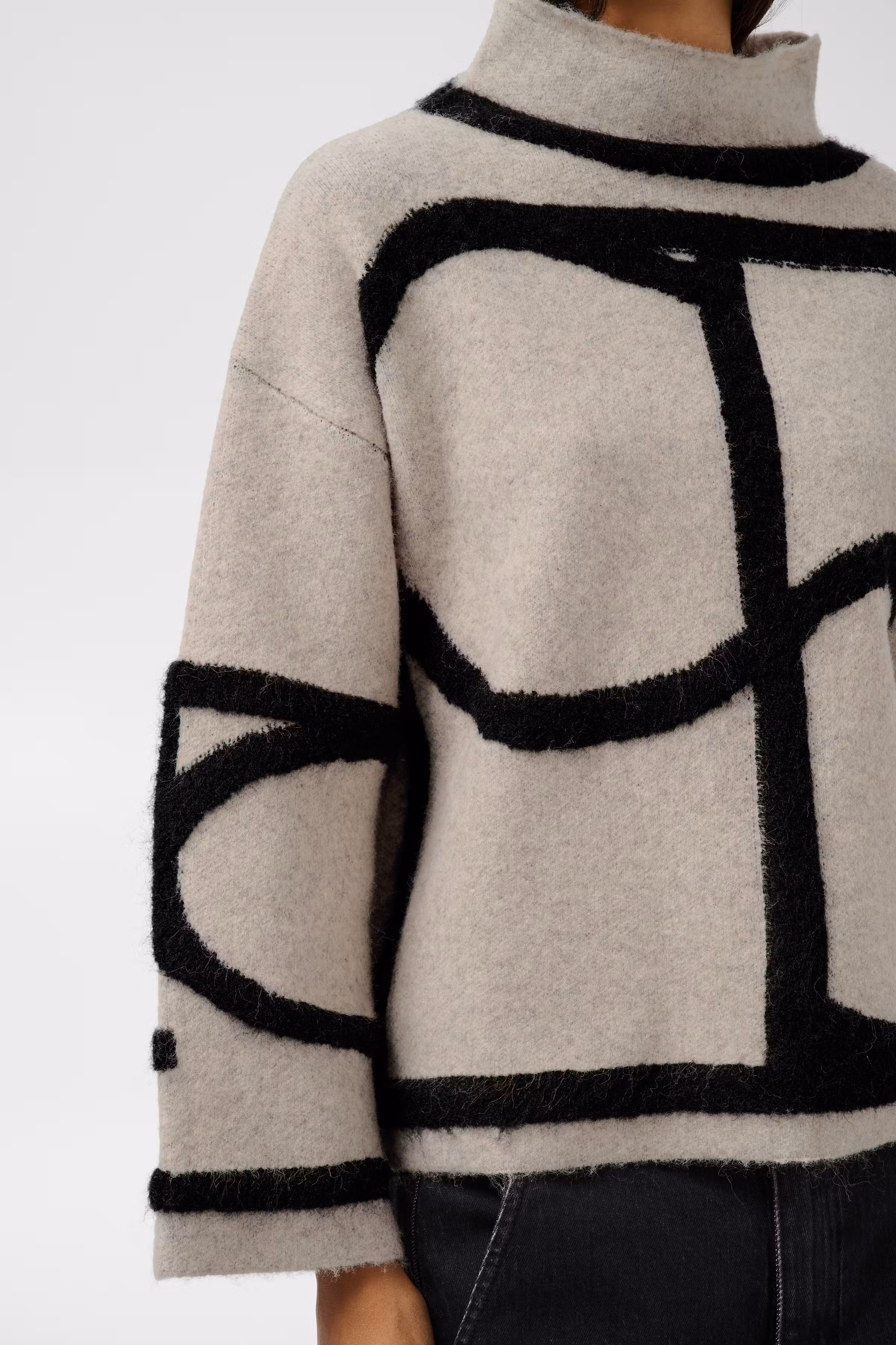 SLSorea Pullover LOOKBOOK DETAIL 30408778-305624