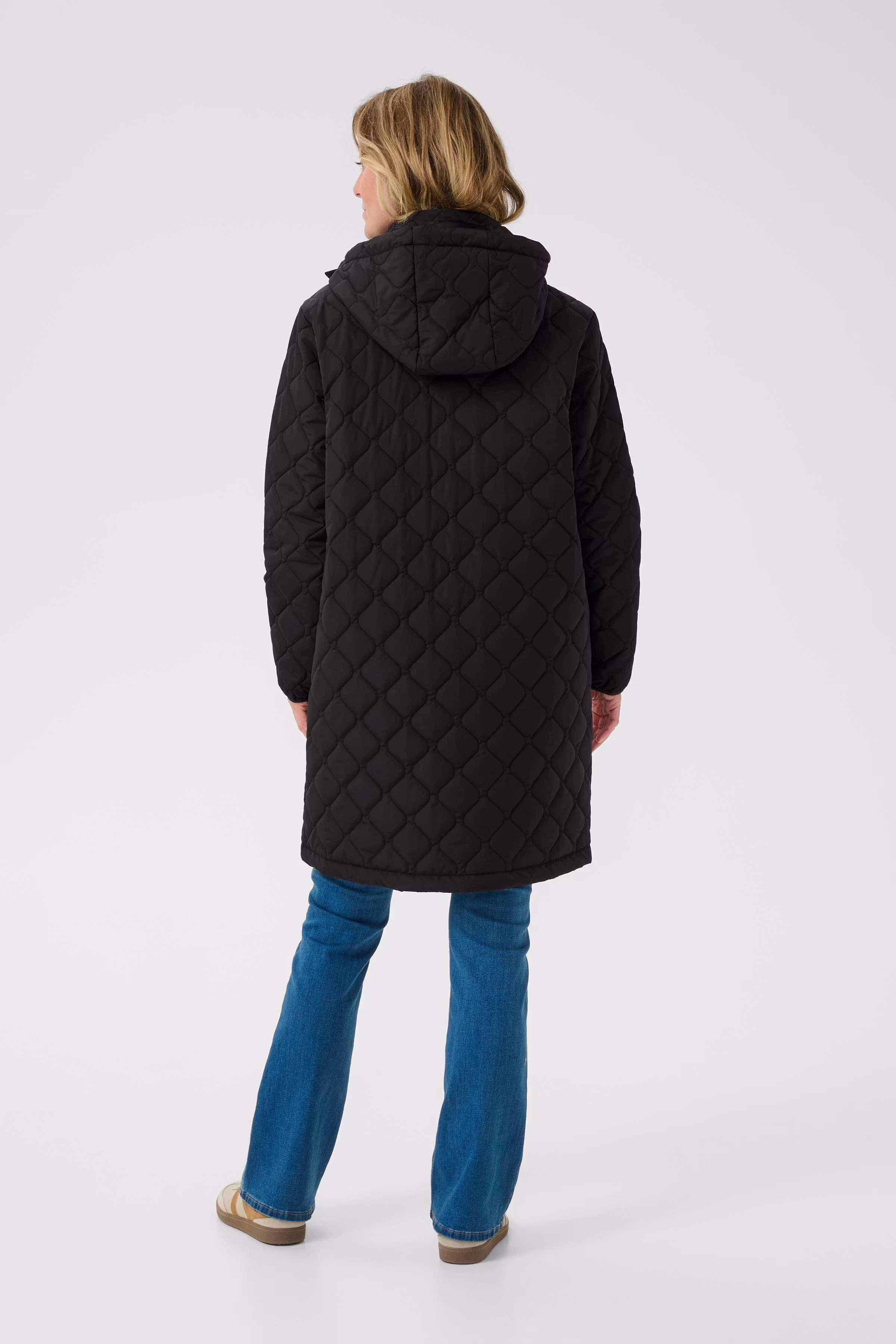 CRArwen Jacket LOOKBOOK BACK 10612773-100120