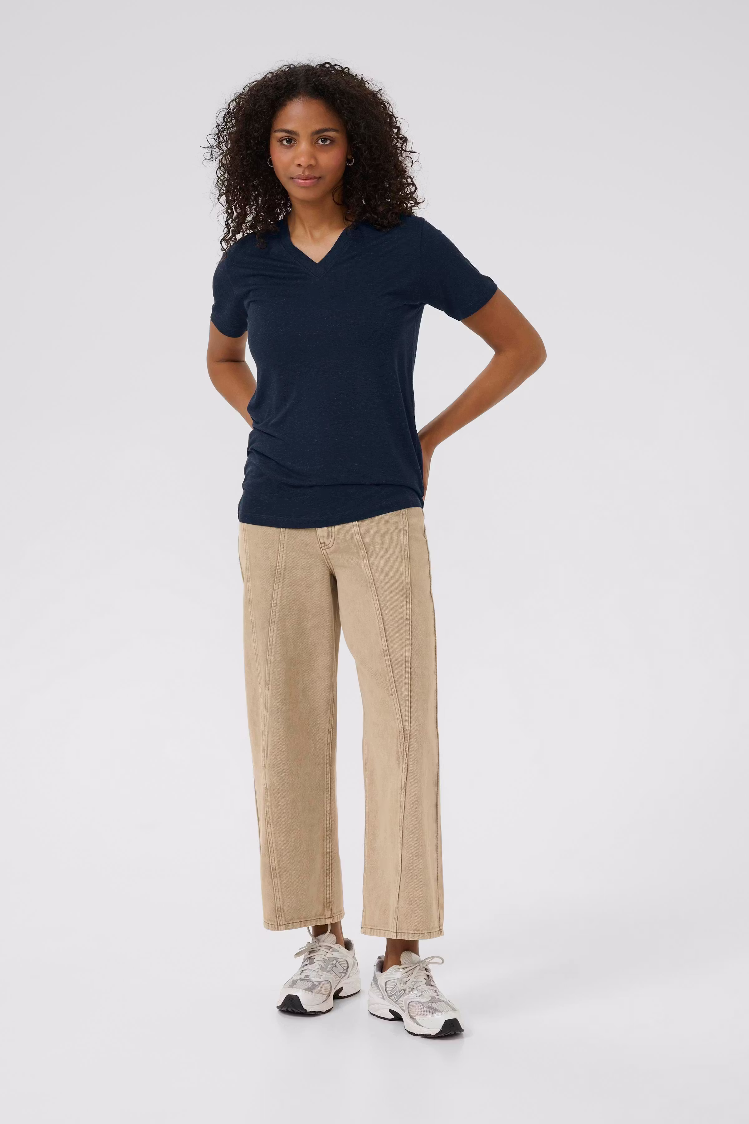 KAmaria T-shirt LOOKBOOK FRONT 10510066-194020