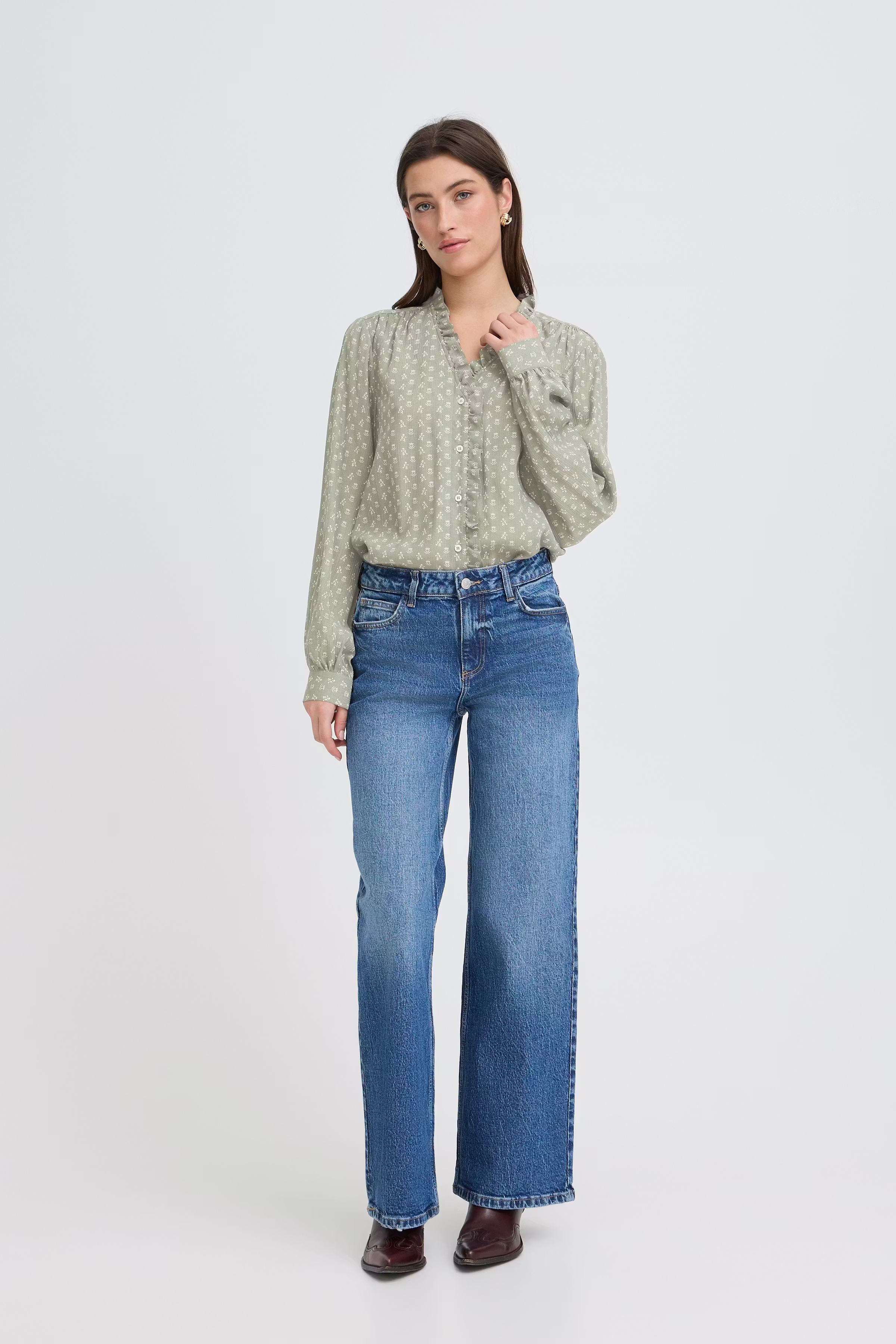 BYILAVIA Skjorte LOOKBOOK FRONT 20818434-900003682