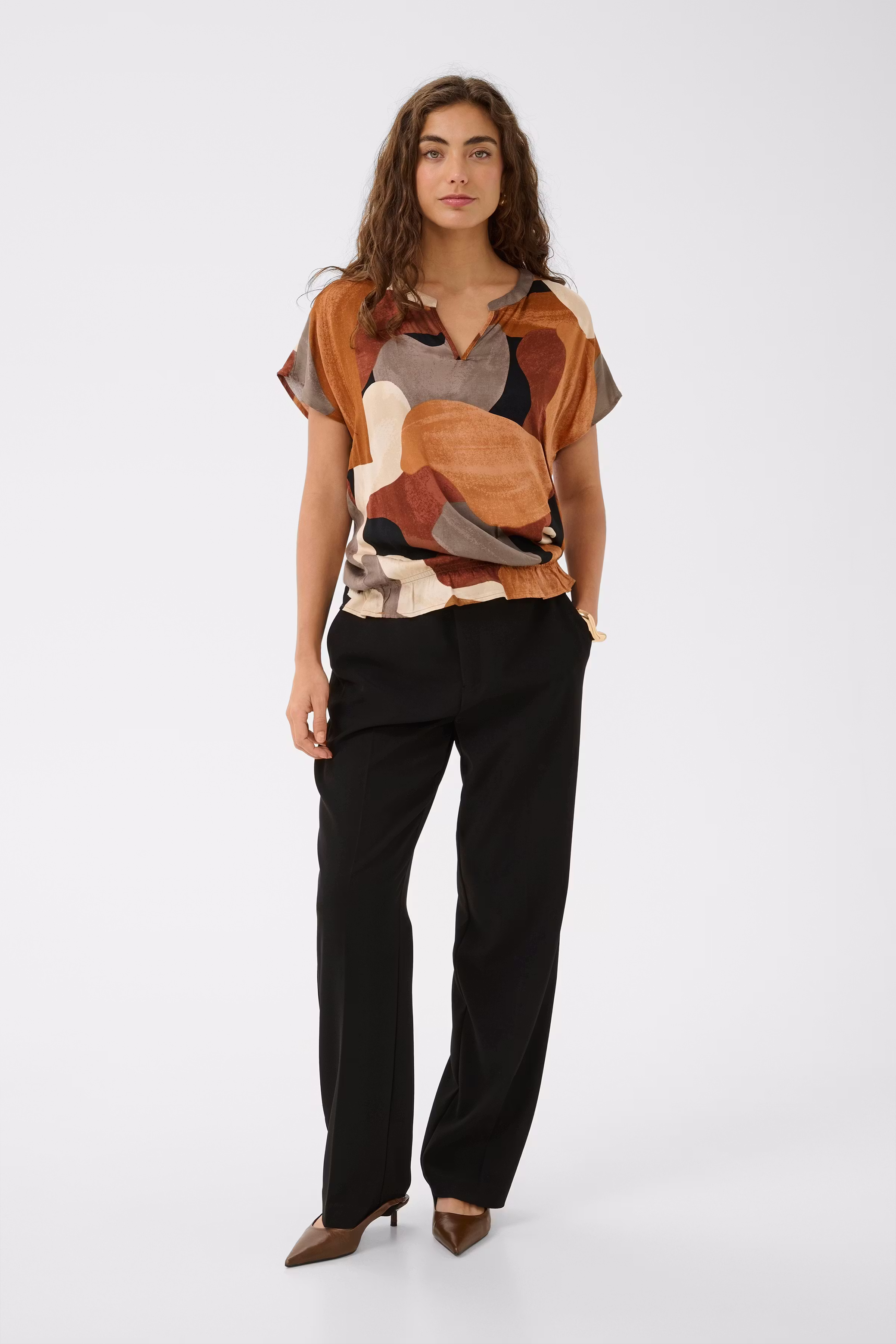 CUdana Blouse LOOKBOOK FRONT 50110179-105745