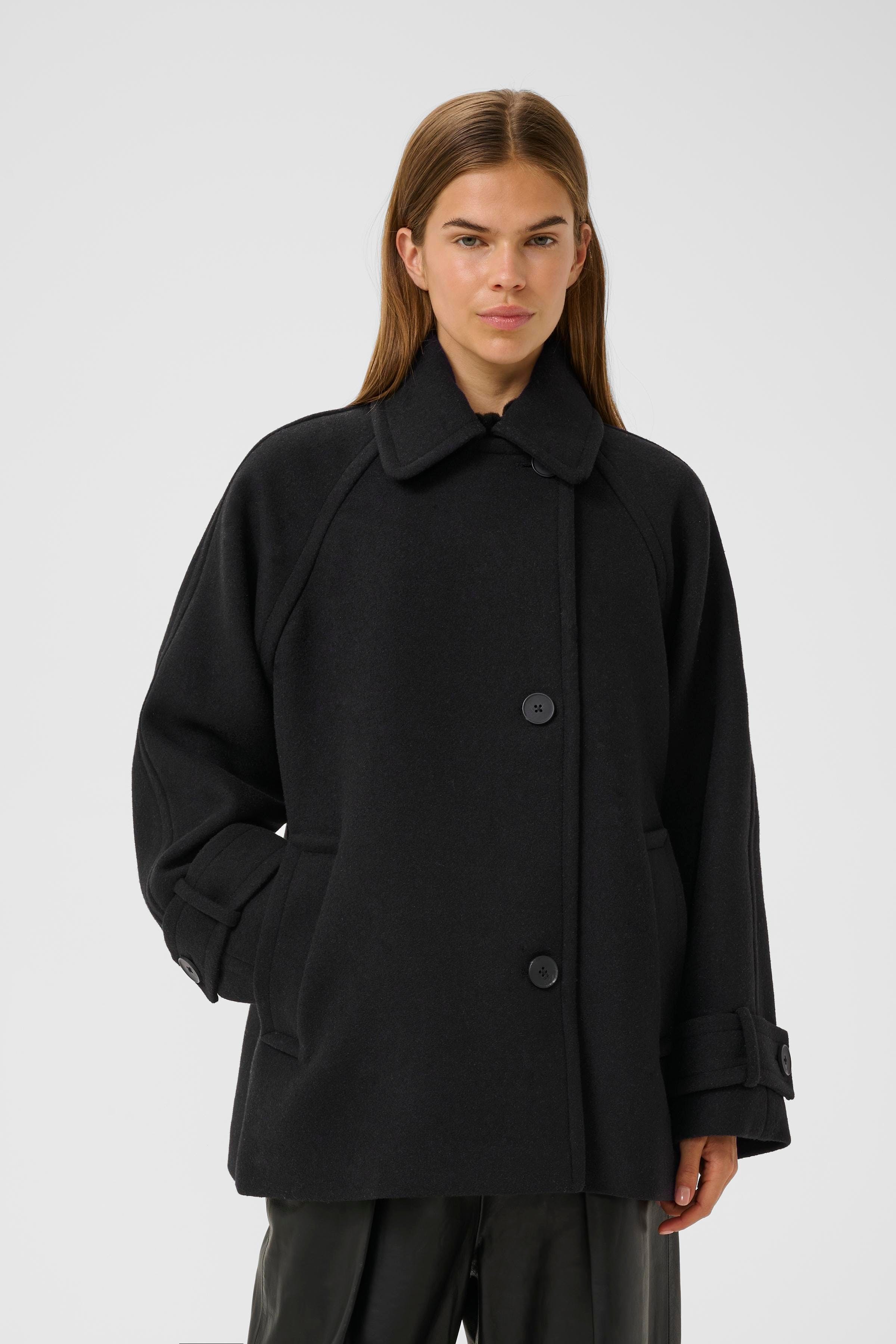 ThoraIW Minona Yttertøy LOOKBOOK FRONT 30111082-194008