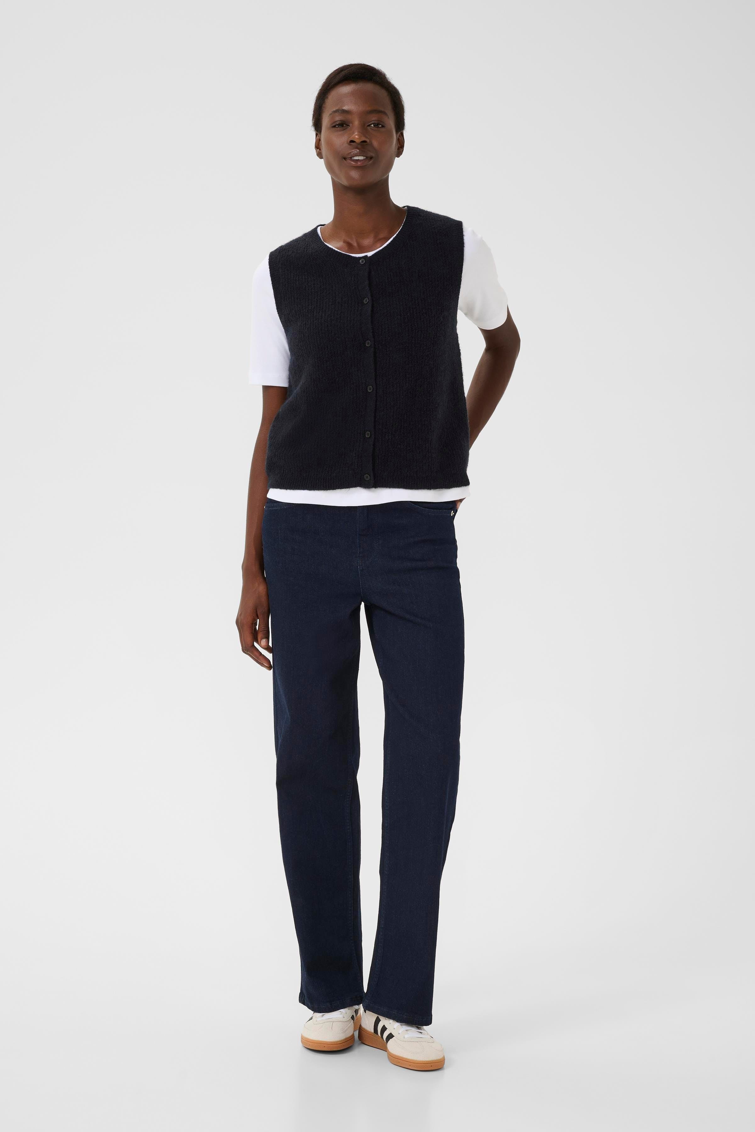 PimiraPW Vest LOOKBOOK FRONT 30310122-194013