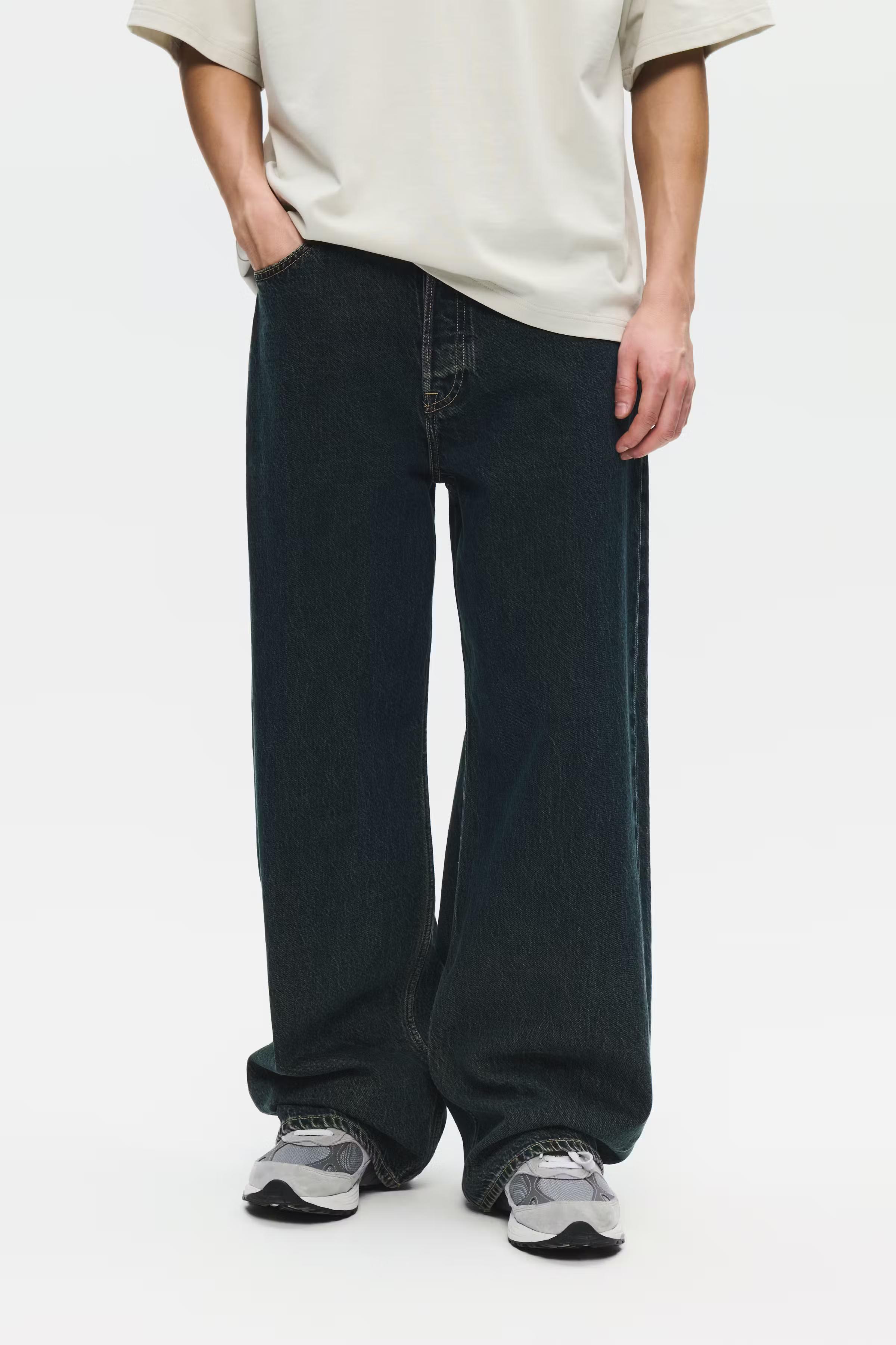 WWType 3 Jeans LOOKBOOK FRONT 30251602-304314