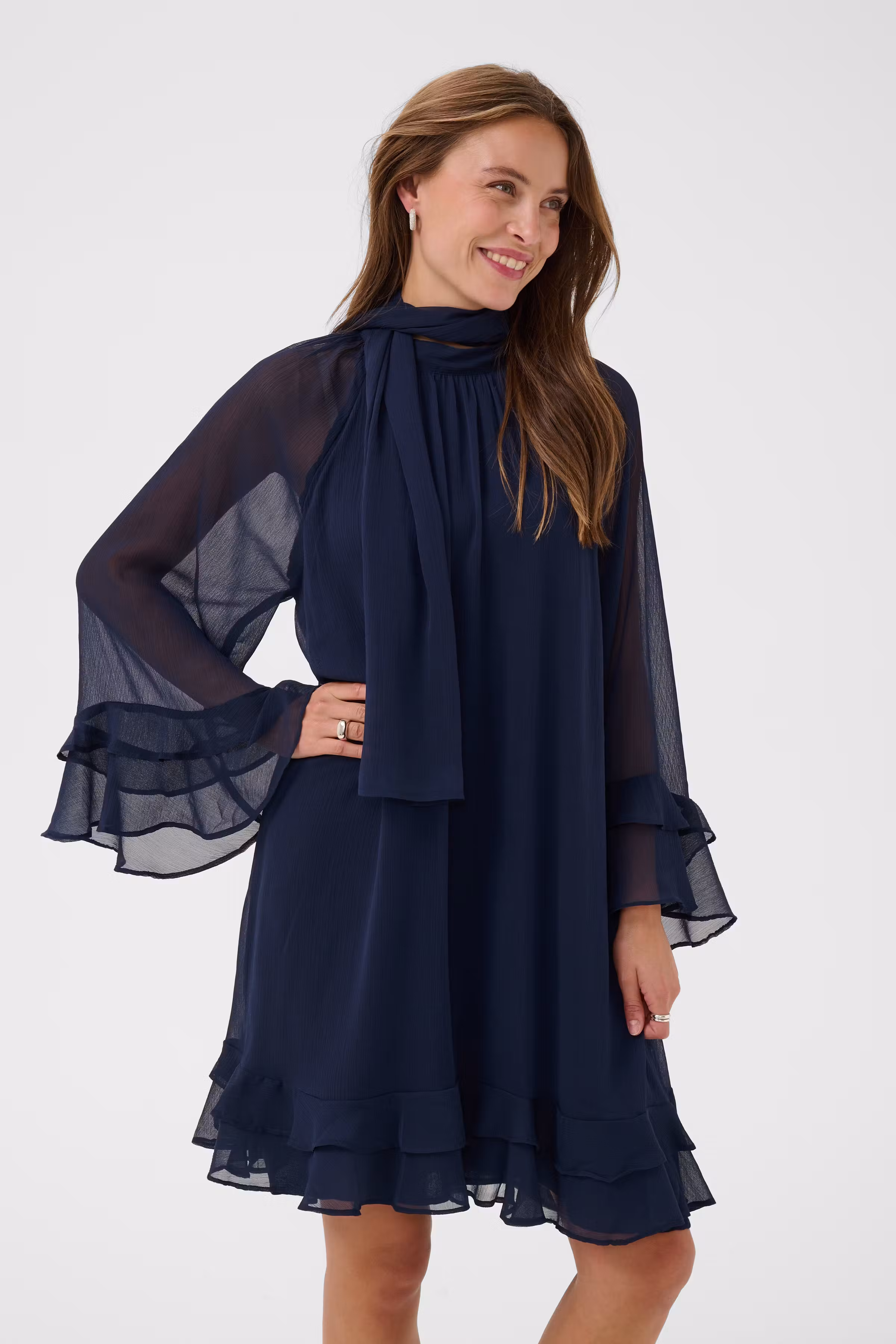 LabelleSZ Dress LOOKBOOK FRONT 30514739-193924
