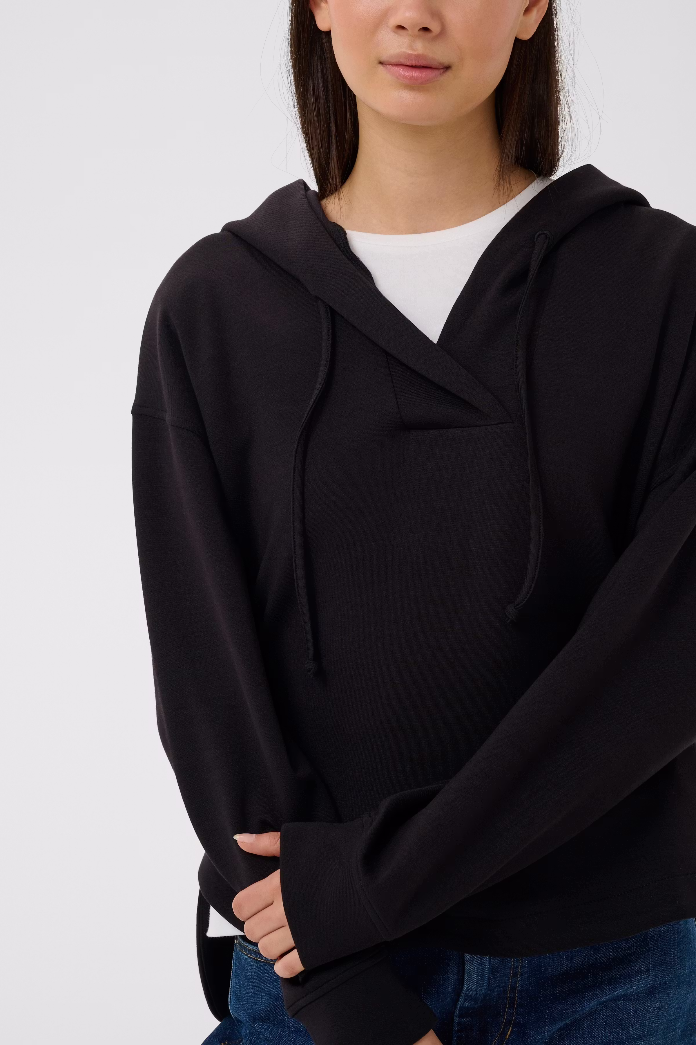 SIMIIW Vincent Sweatshirt LOOKBOOK DETAIL 30112438-194008