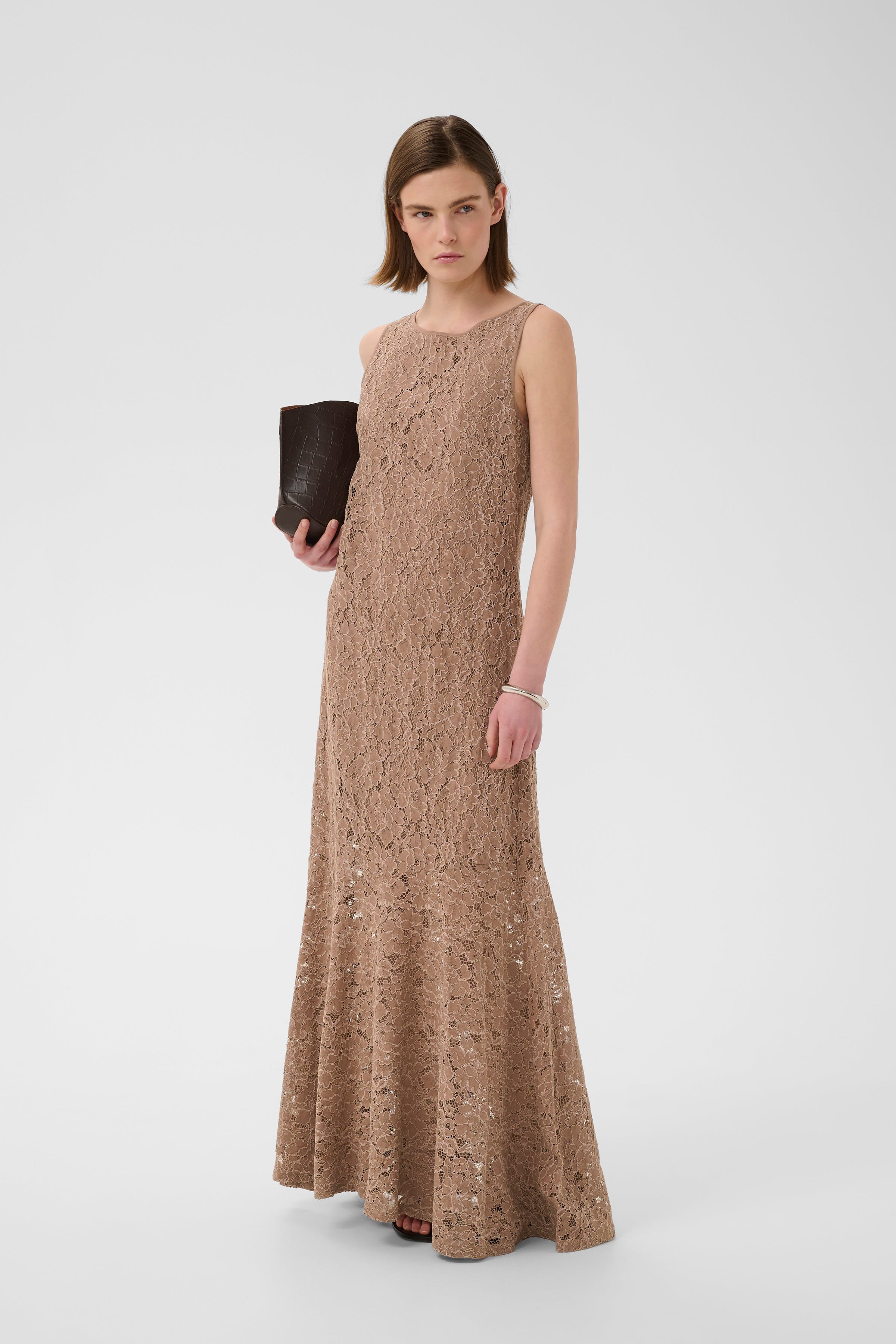 HAVANNAIW Dress LOOKBOOK FRONT 30112728-181324