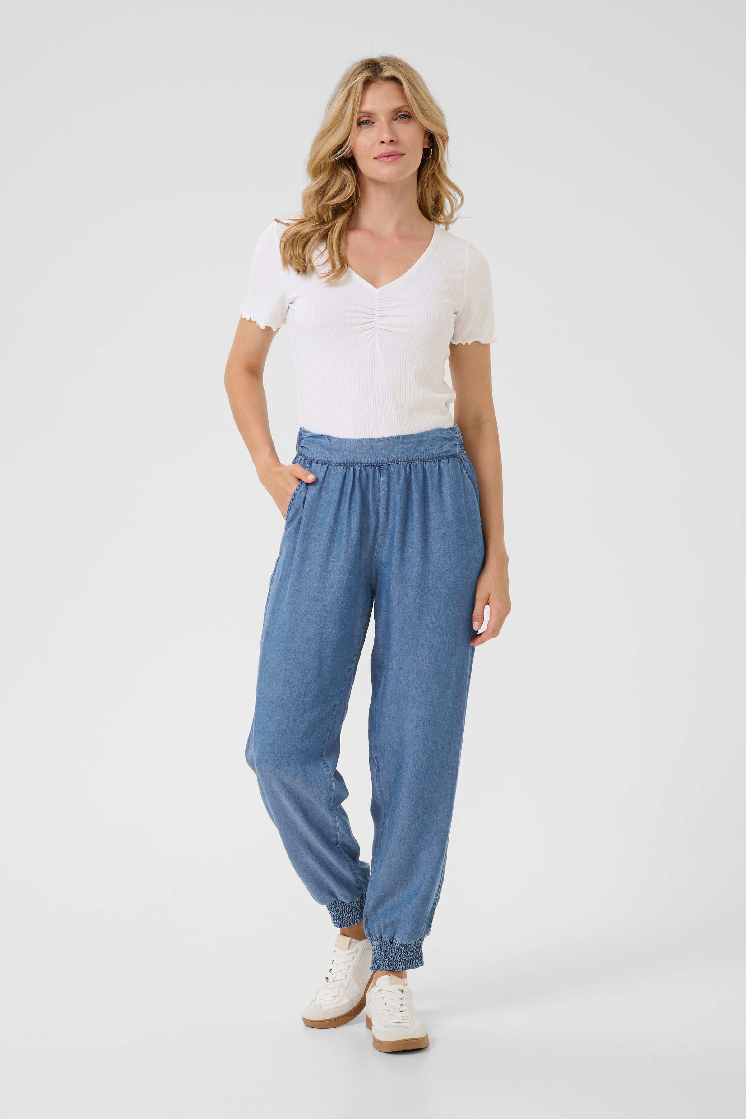 CRMolly Trousers LOOKBOOK FRONT 10613452-105888