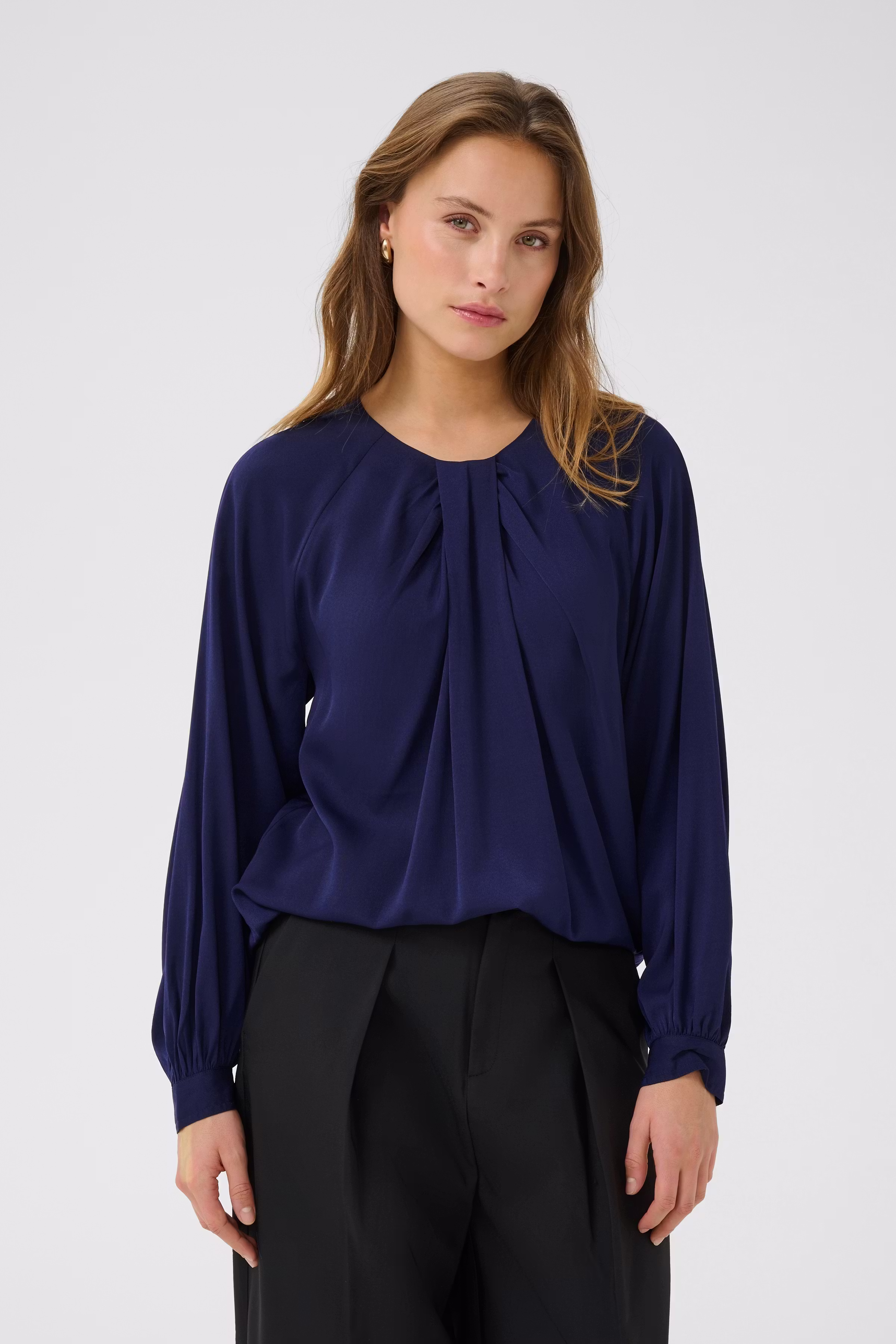 BlixieIW Bluse LOOKBOOK FRONT 30110510-193932