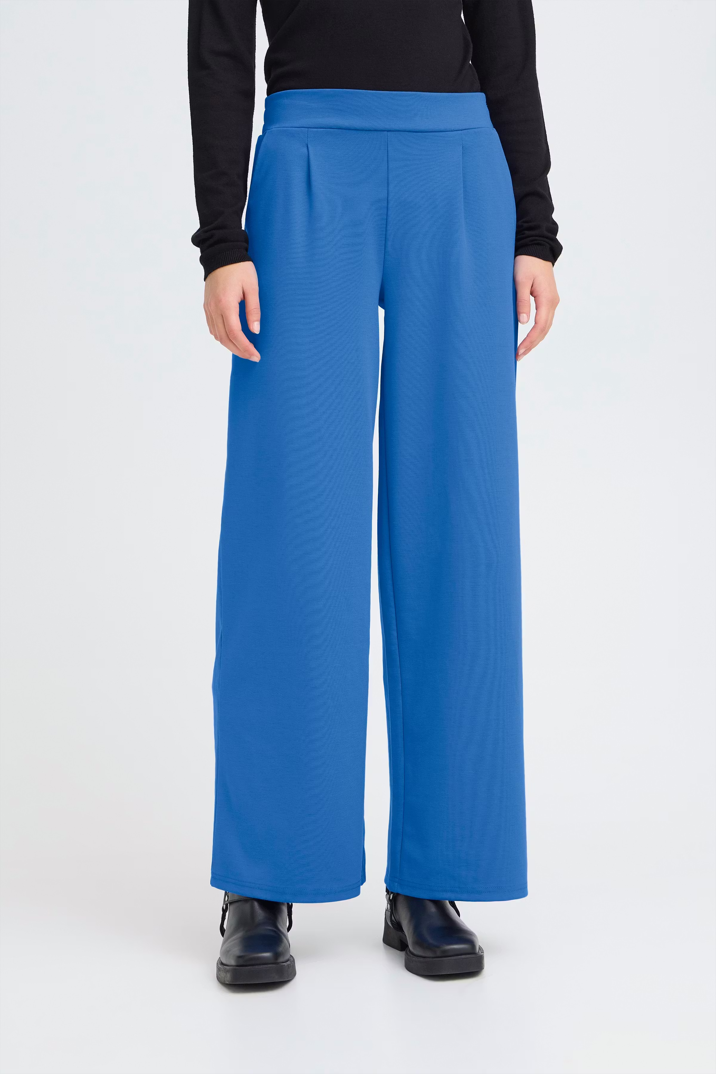 IHKATE LONG WIDE  Bukser LOOKBOOK FRONT 20118337-184048