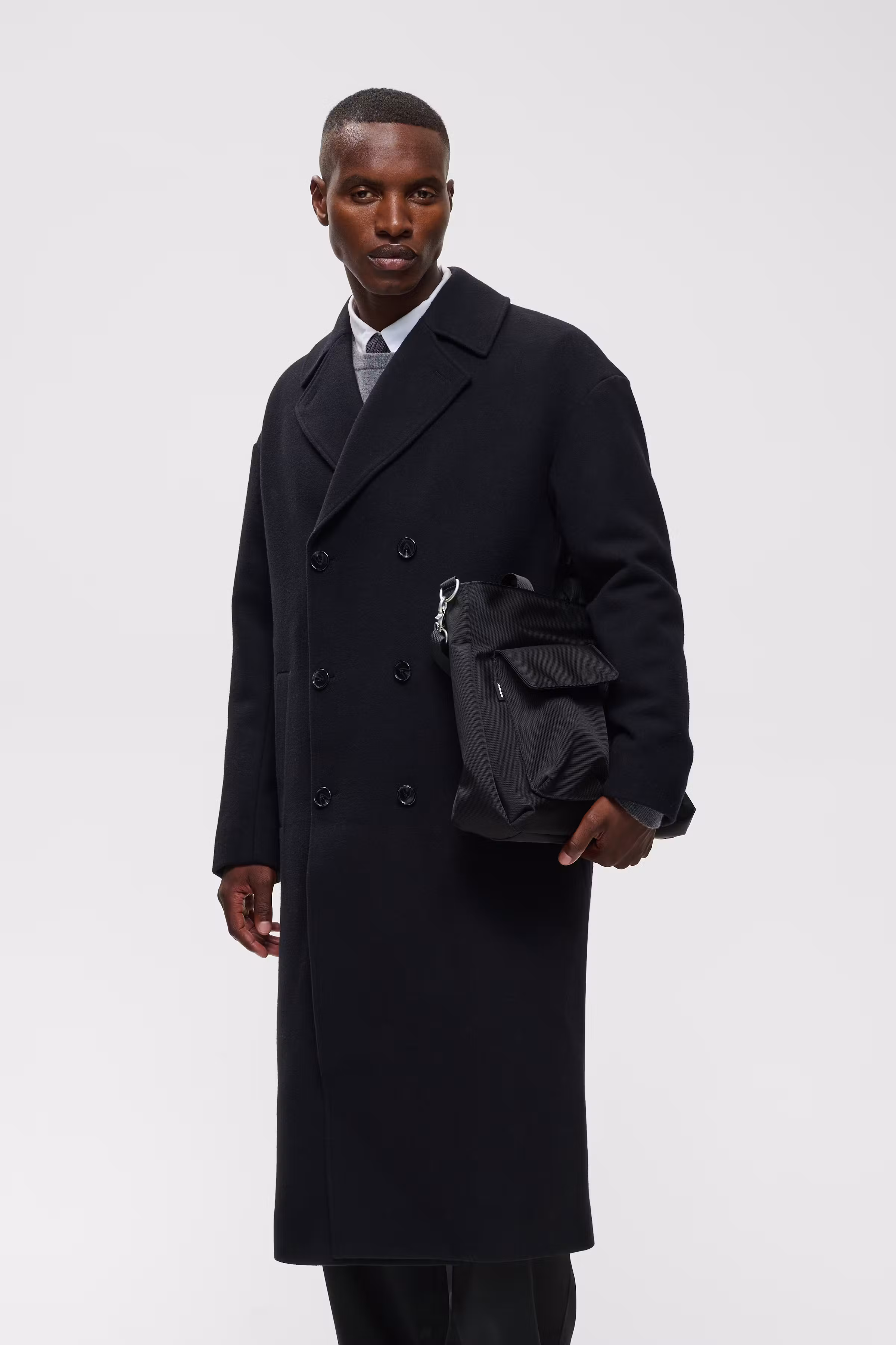 MABullmer Jas LOOKBOOK FRONT 30209471-300275