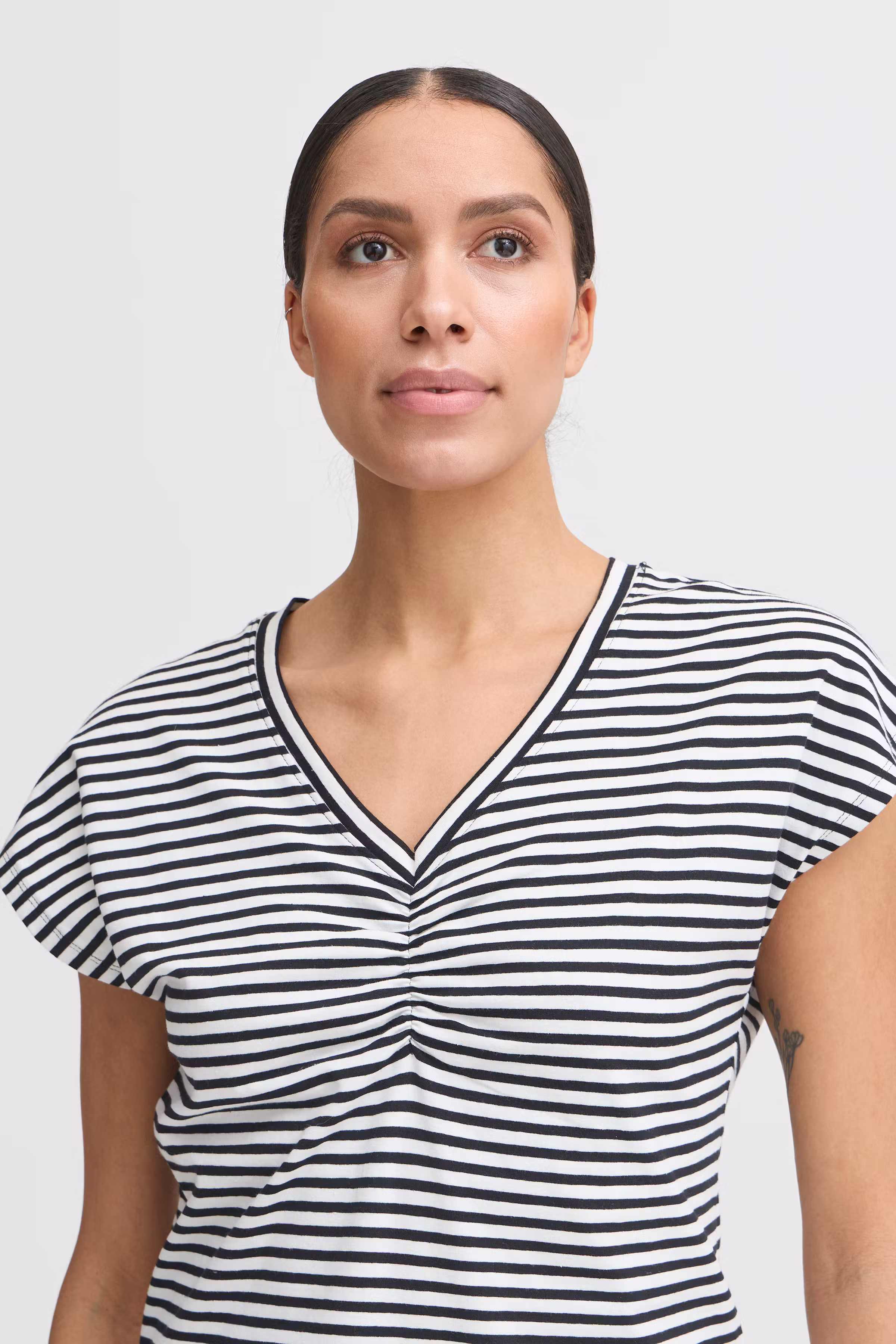 BYPANDINNA T-shirt LOOKBOOK DETAIL 20816853-204753