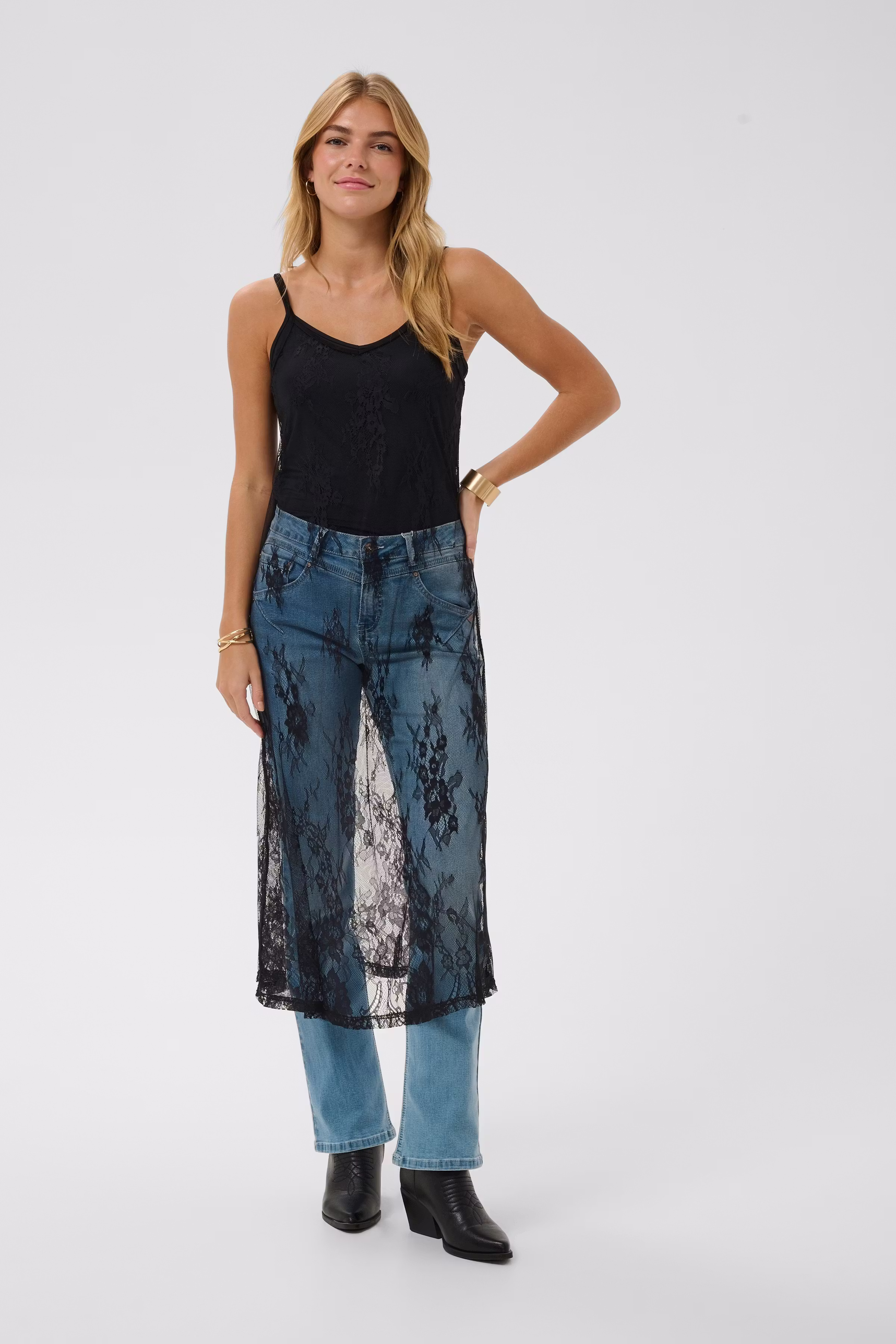 CRKamira Kleid LOOKBOOK FRONT 10615596-100120