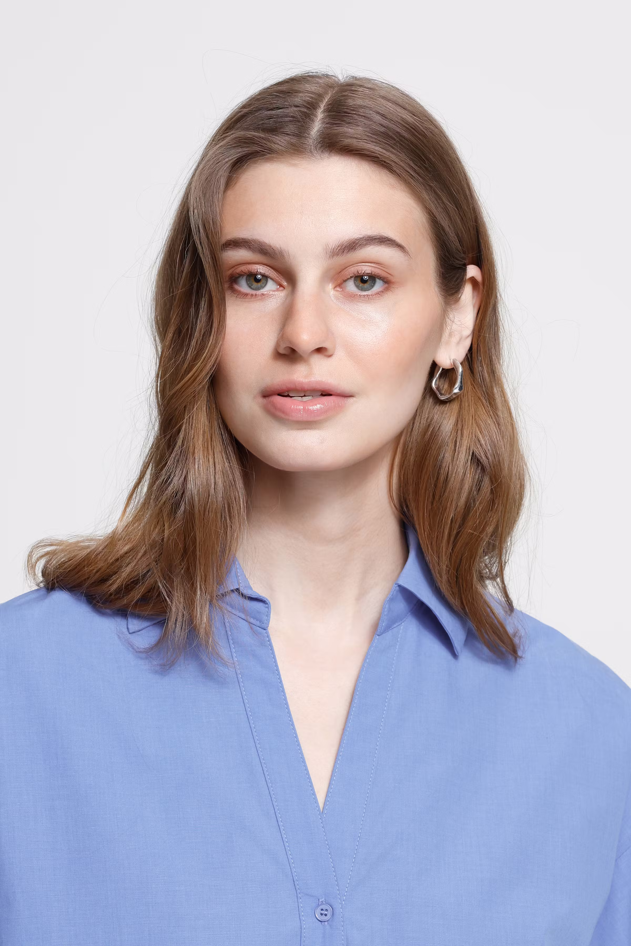 IHJALBA Hemd LOOKBOOK DETAIL 20125925-183935