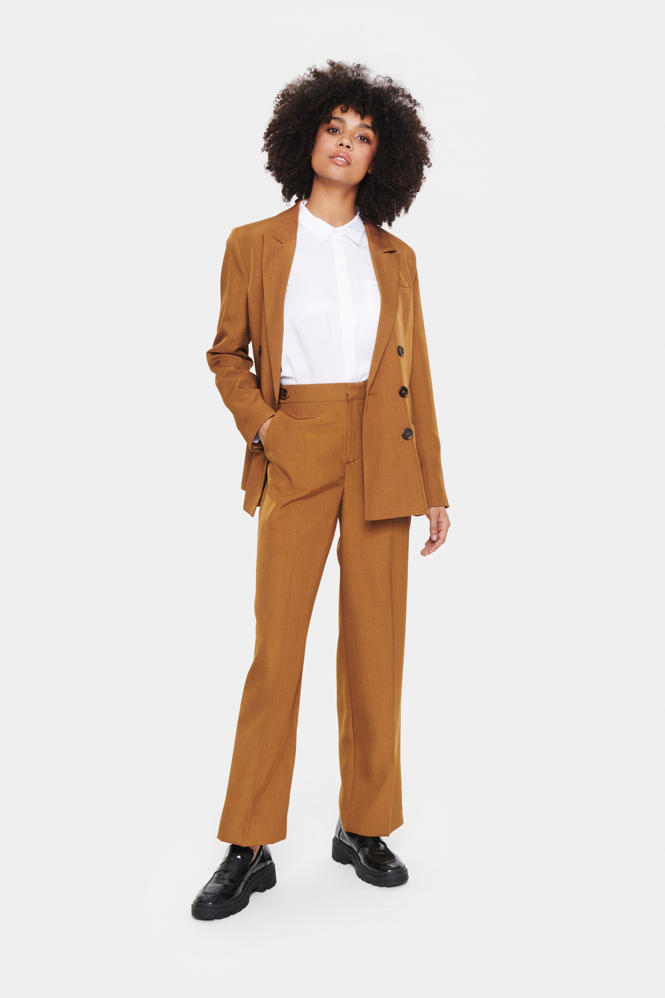 NavaSZ Byxor LOOKBOOK FRONT 30512058-171327