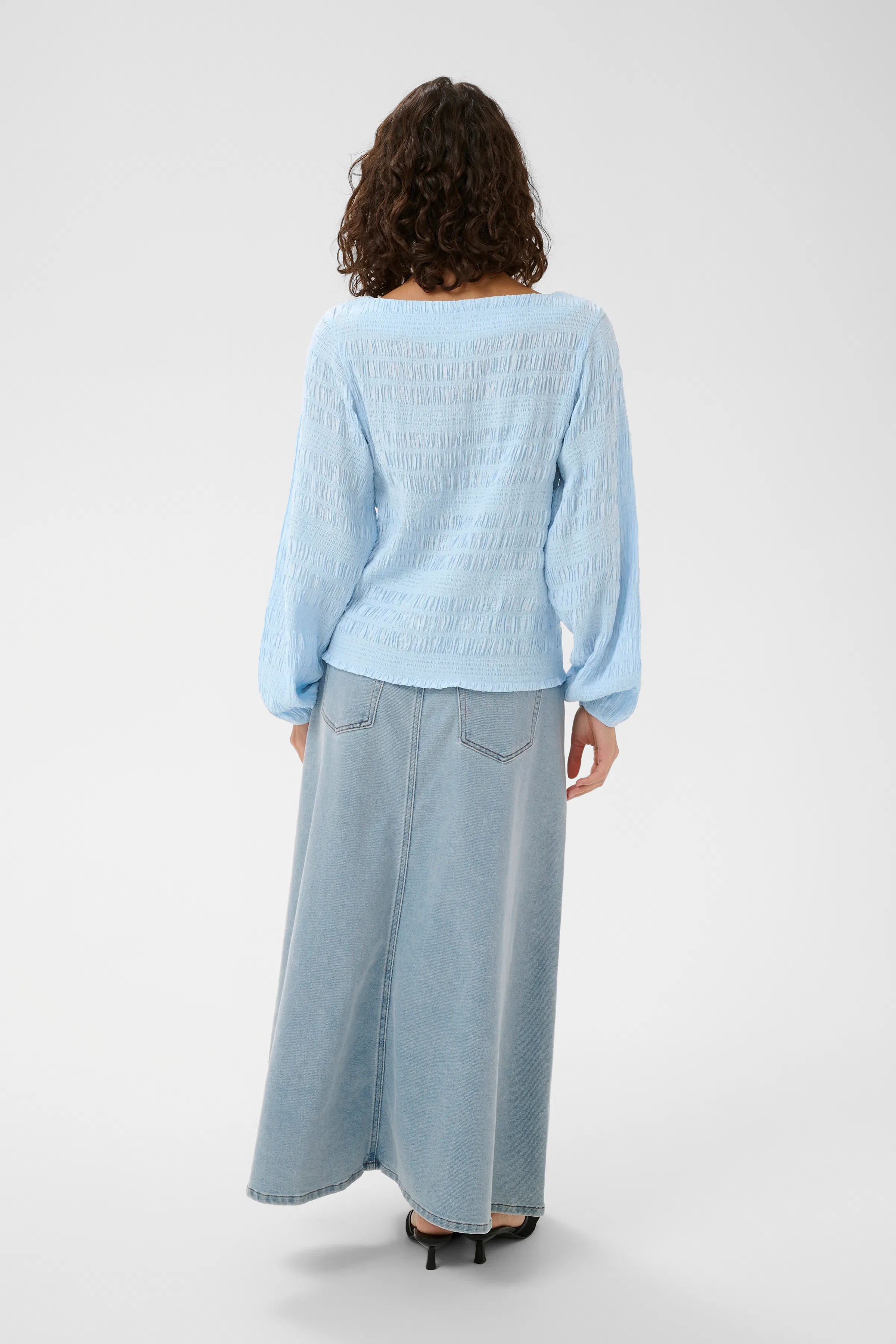 KAkourtney Bluse LOOKBOOK FRONT 10511265-144005