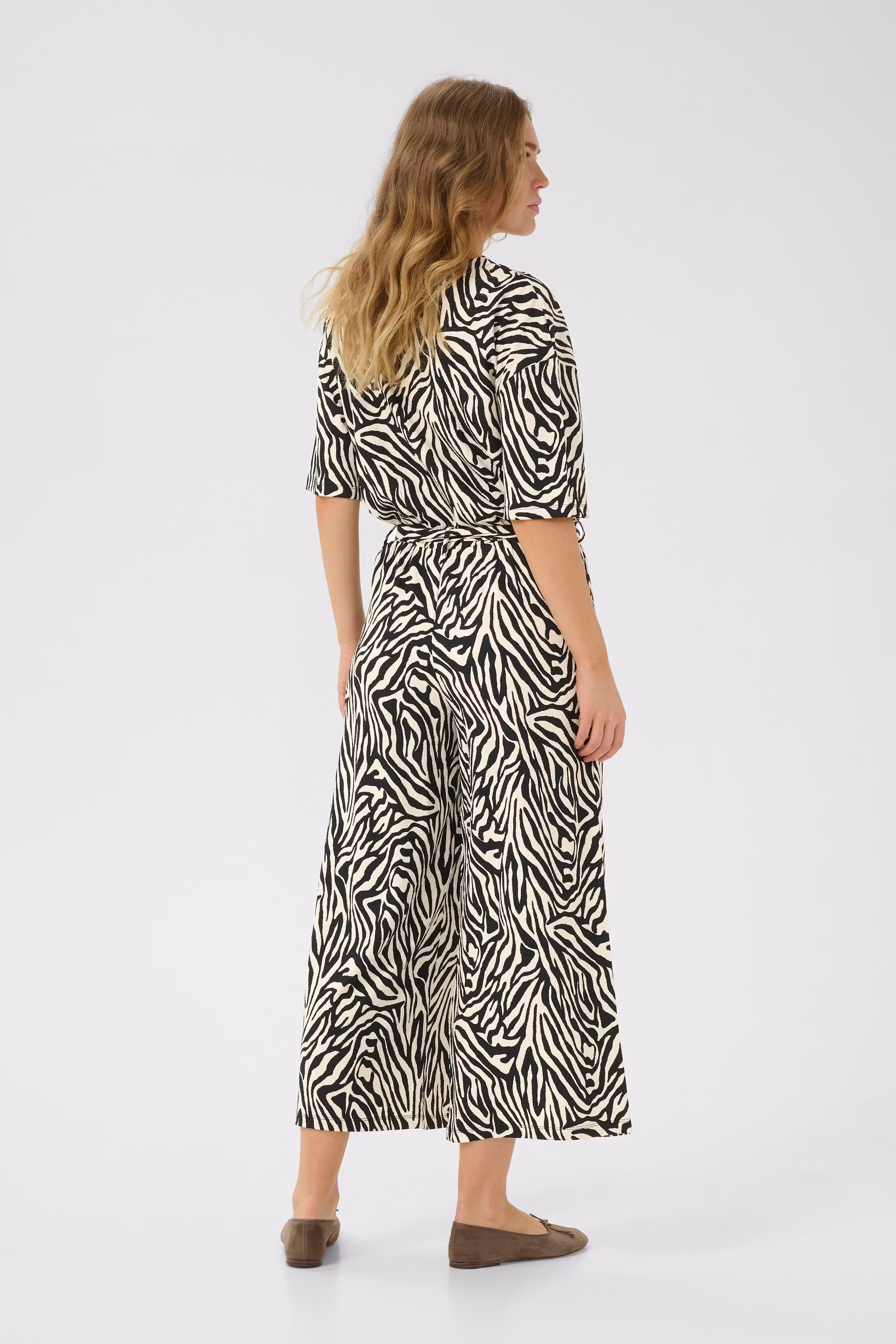 KAivanna Jumpsuit LOOKBOOK BACK 10510355-107295