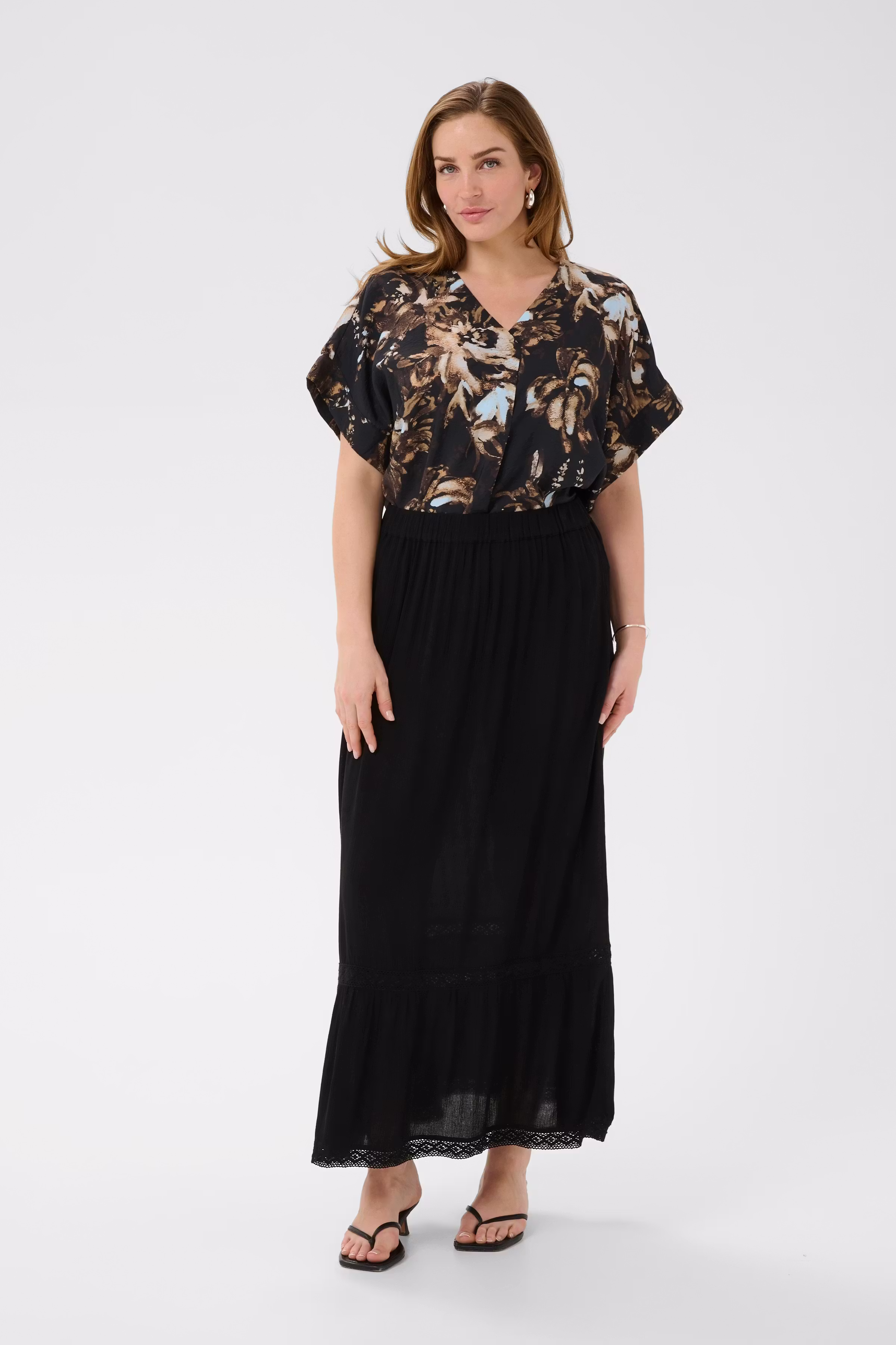 BPezra Nederdel LOOKBOOK FRONT 40200158-100121