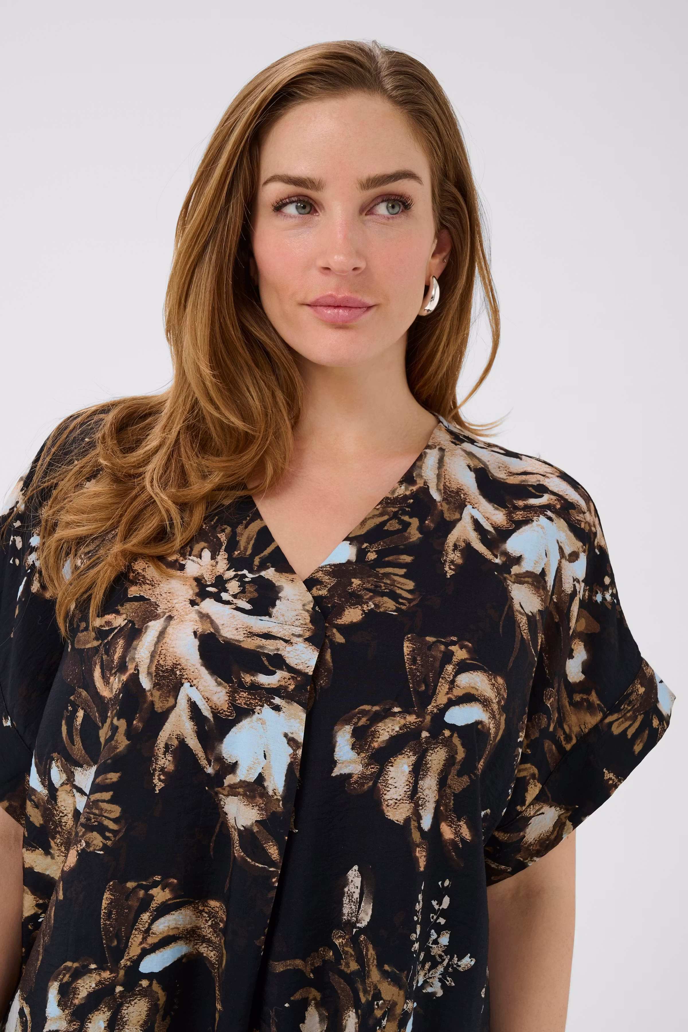 BPperla Blouse LOOKBOOK DETAIL 40200176-109473