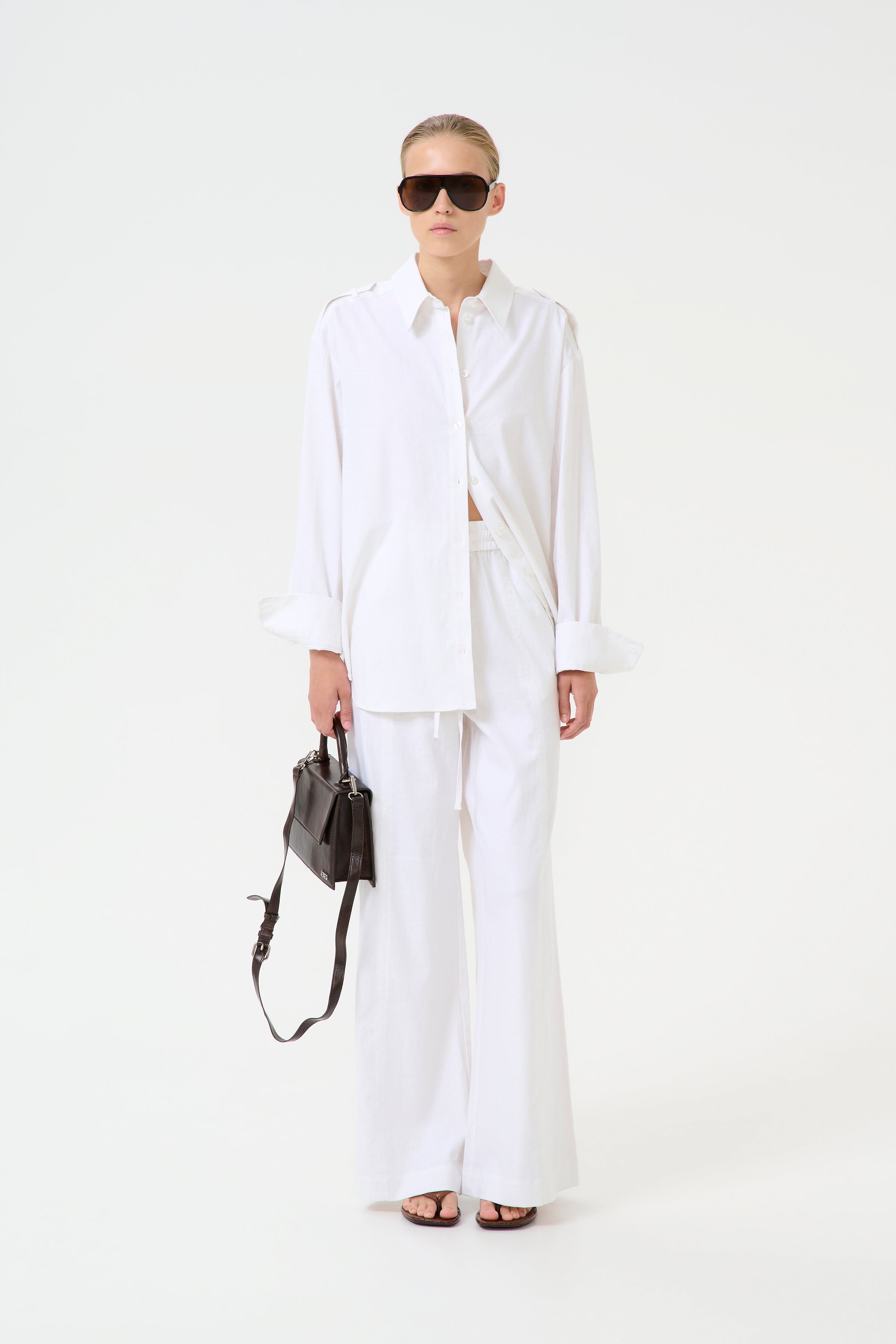 GZizza Trousers LOOKBOOK FRONT 10910517-110601