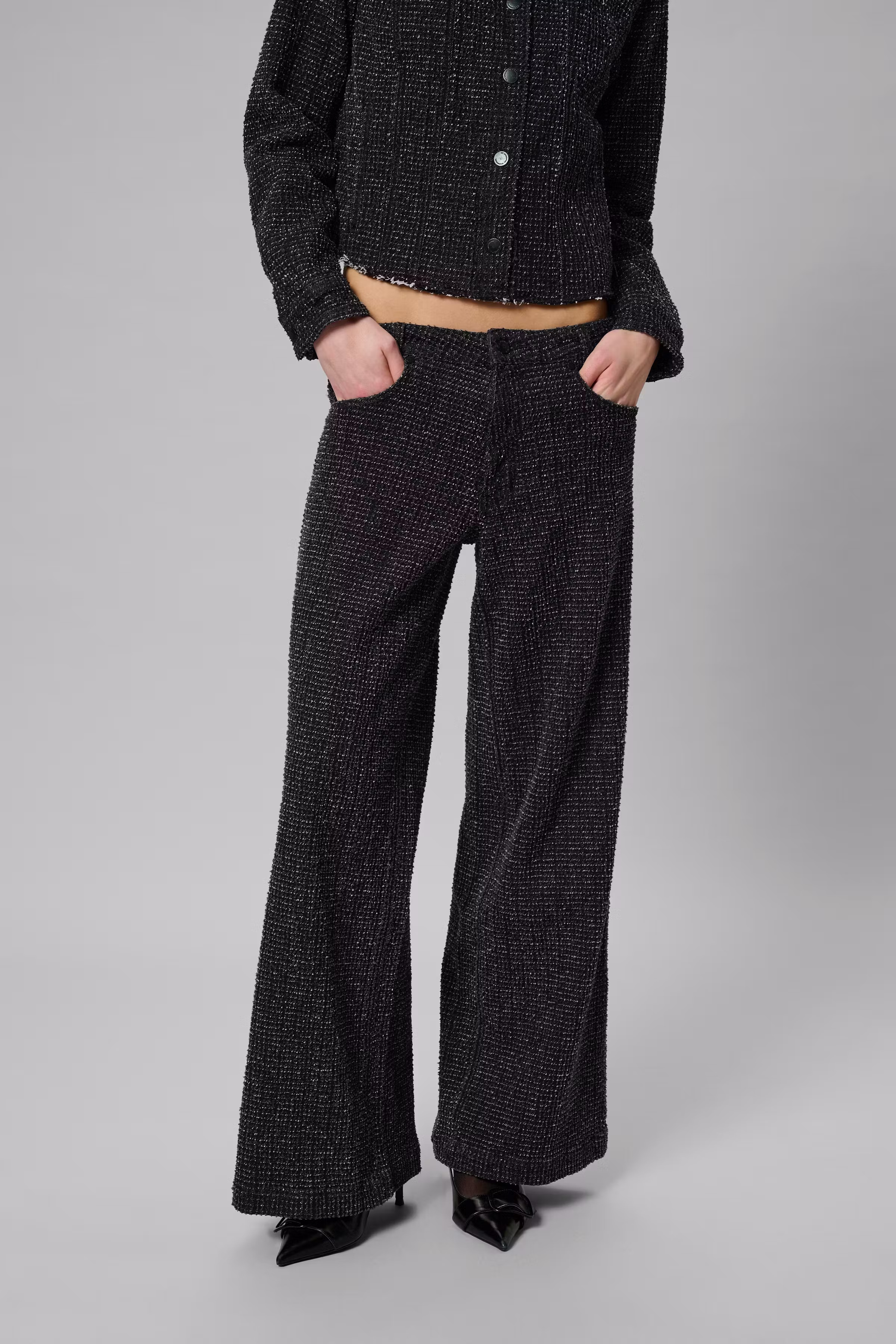 MWAmber High  X-Wide Jeans LOOKBOOK FRONT 10705340-100069