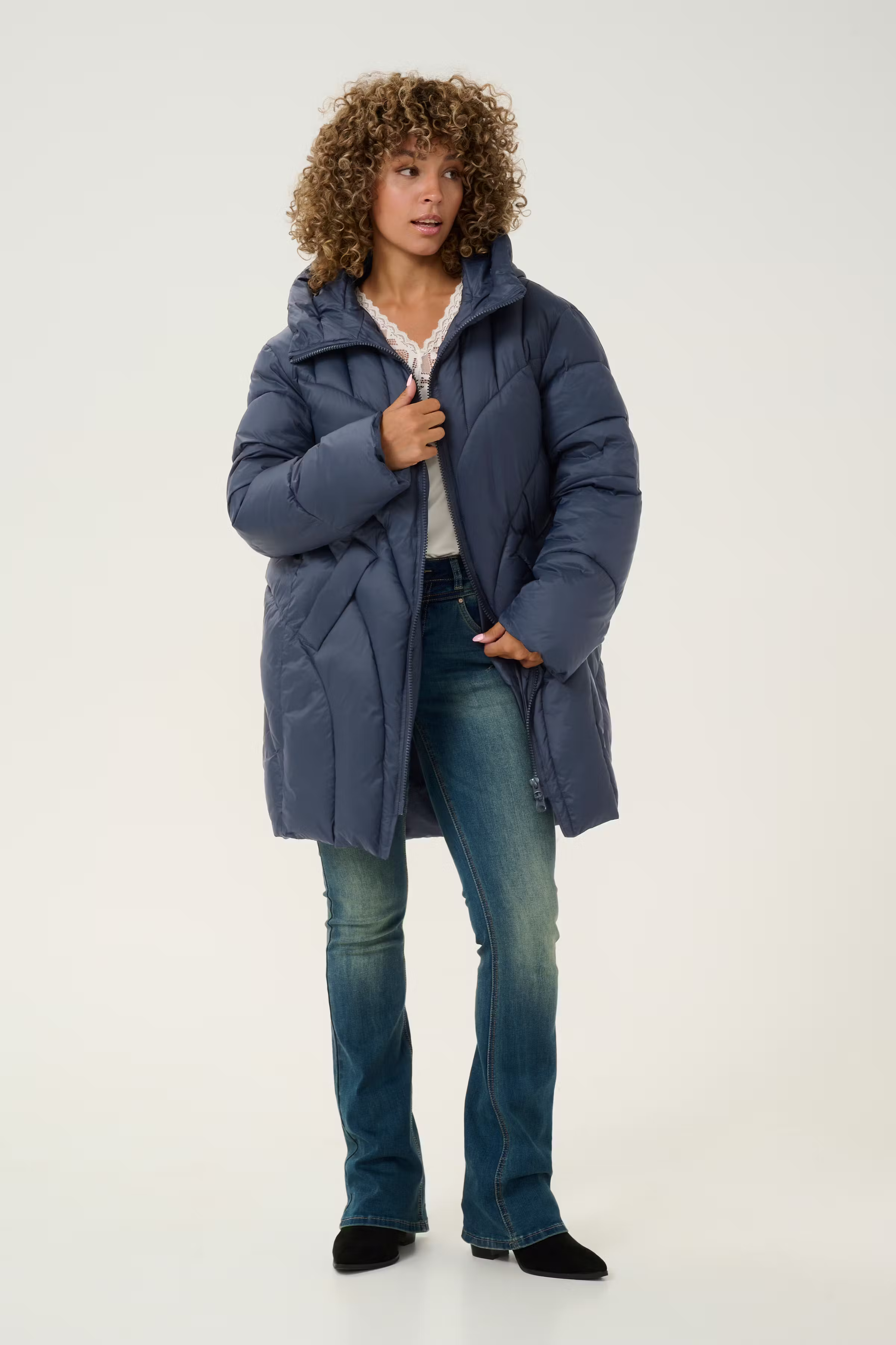 CRLuffu Outerwear LOOKBOOK FRONT 10613100-193922