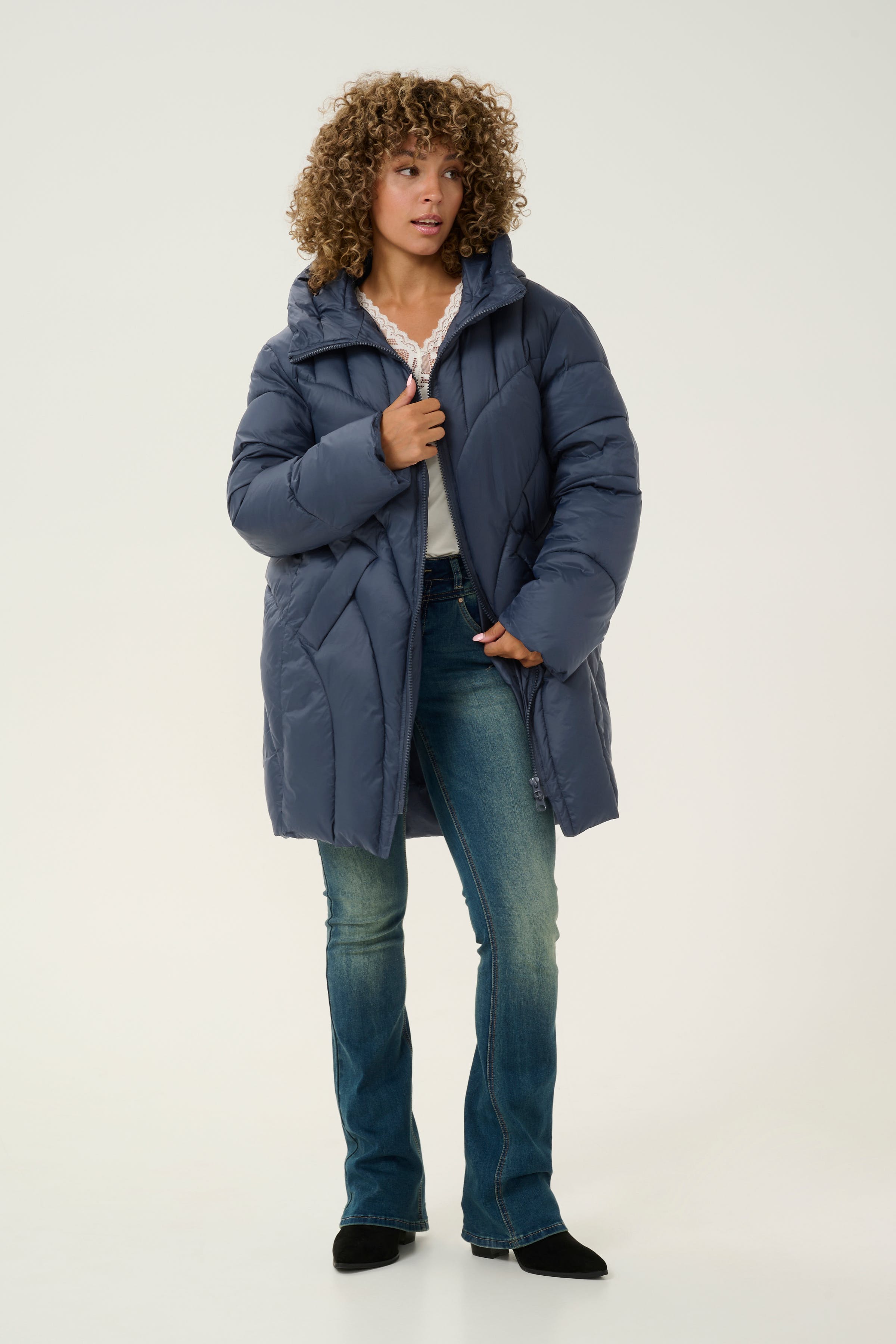 CRLuffu Outerwear LOOKBOOK FRONT 10613100-193922