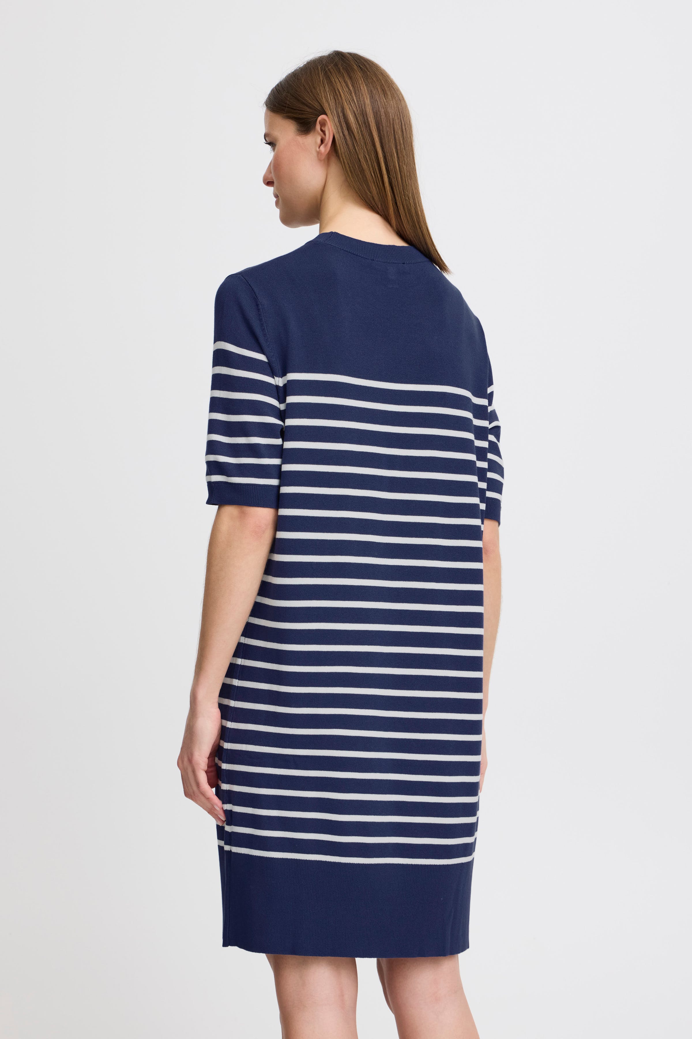 BYMMORLA Kleid LOOKBOOK BACK 20816301-203993