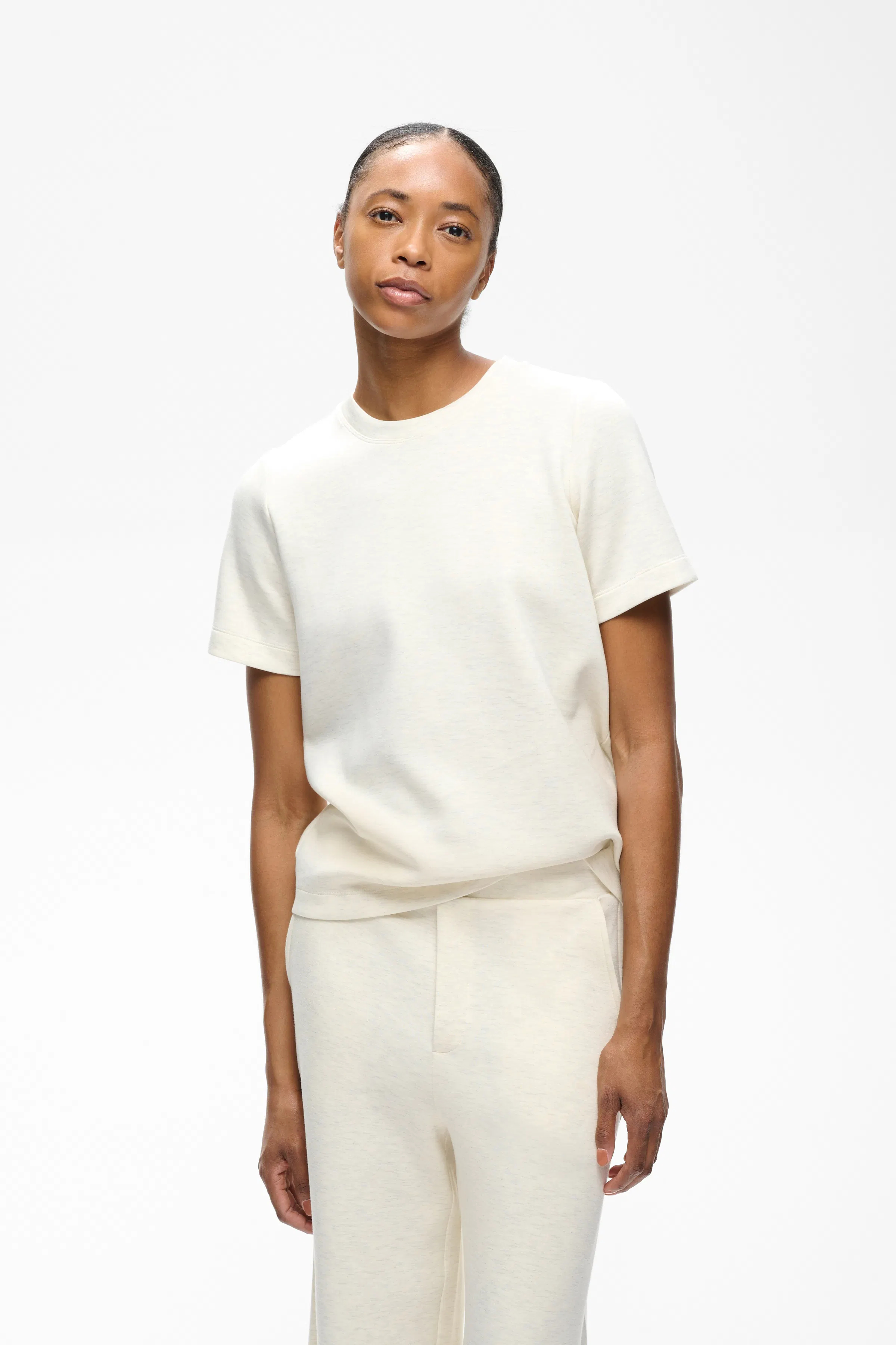 VincentIW Melange Karmen T-shirt LOOKBOOK FRONT 30107053-300597