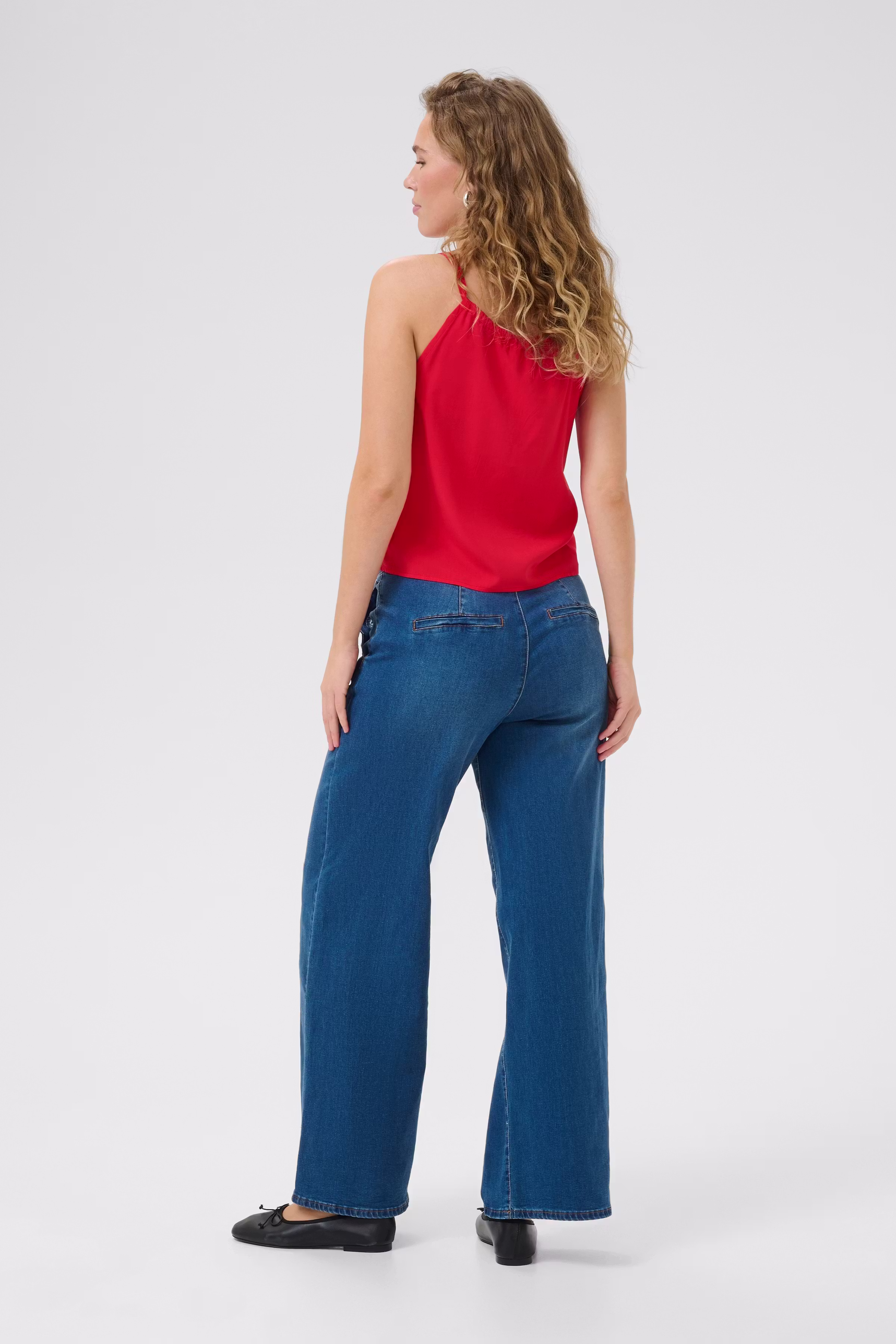 LCLuda Top LOOKBOOK BACK 10650898-181763