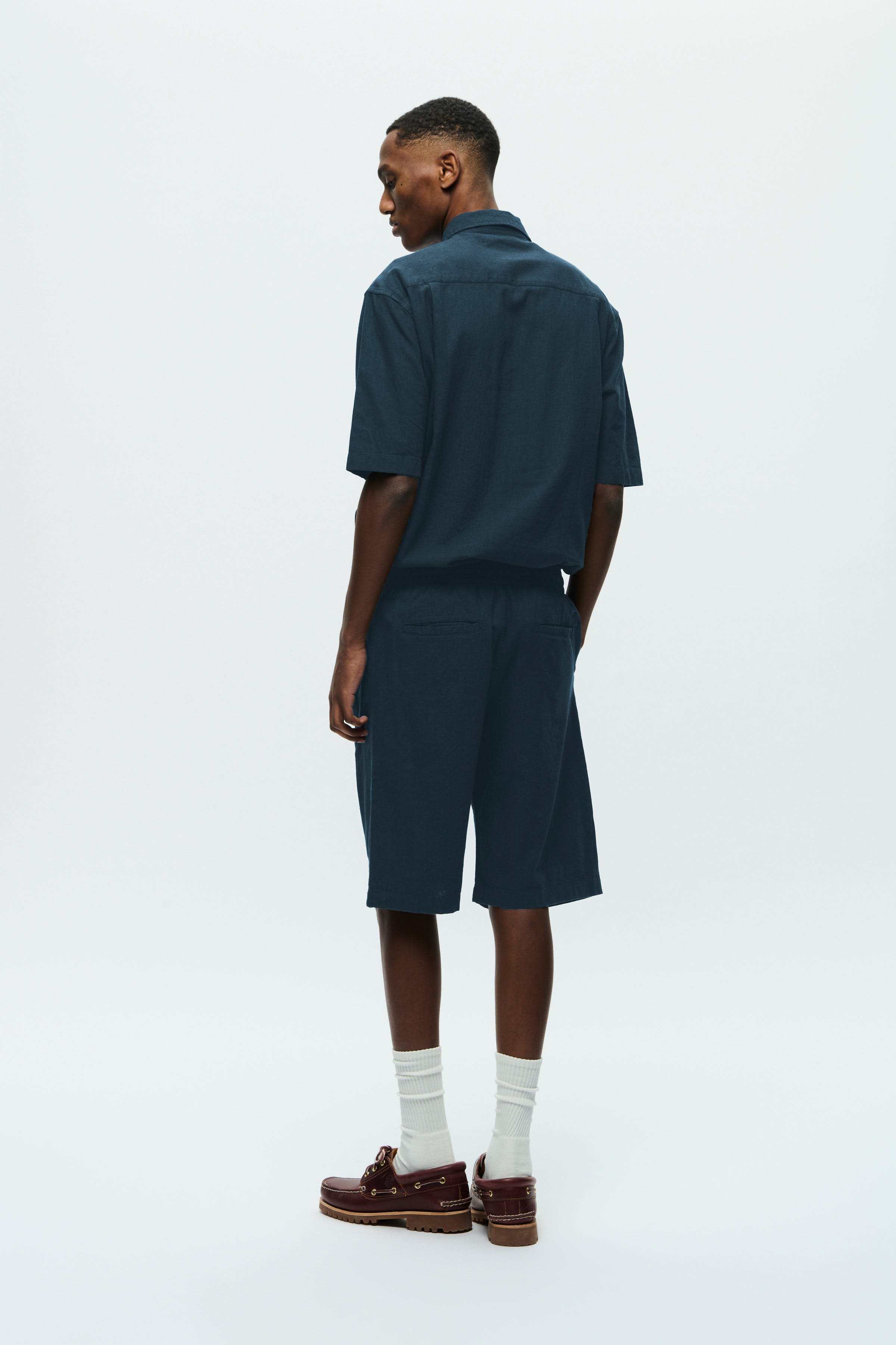 WWenoch Linnen Shorts  LOOKBOOK BACK 30251410-194011