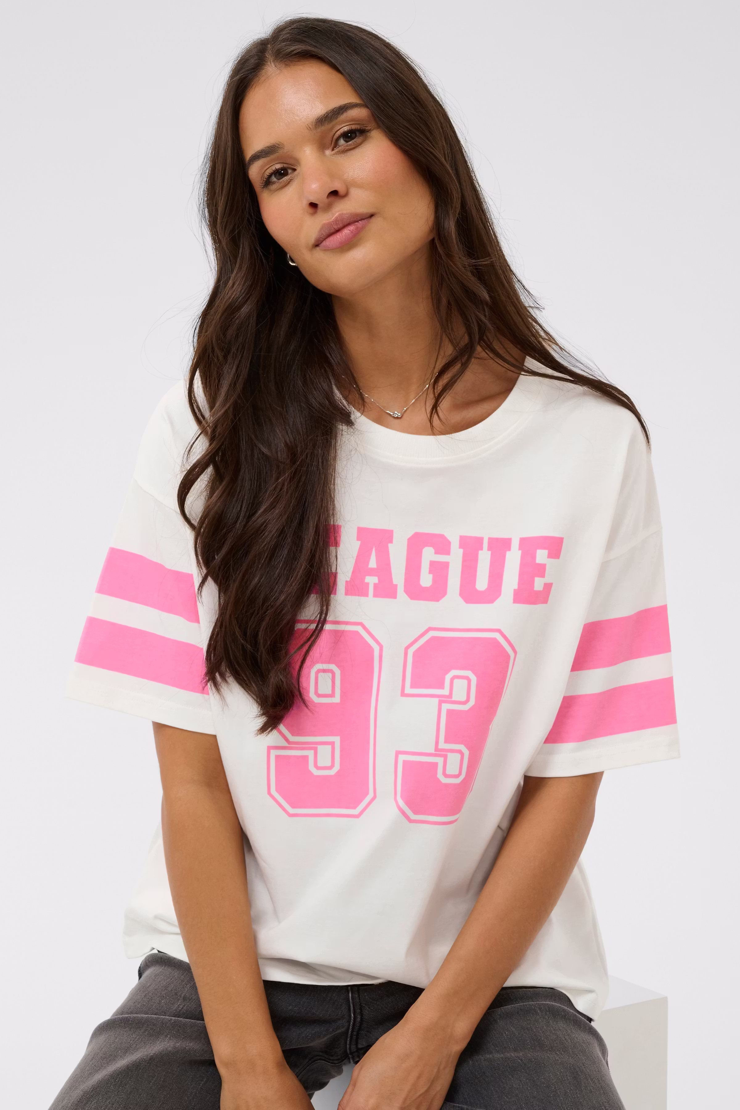 KAhally T-shirt LOOKBOOK DETAIL 10511173-109380