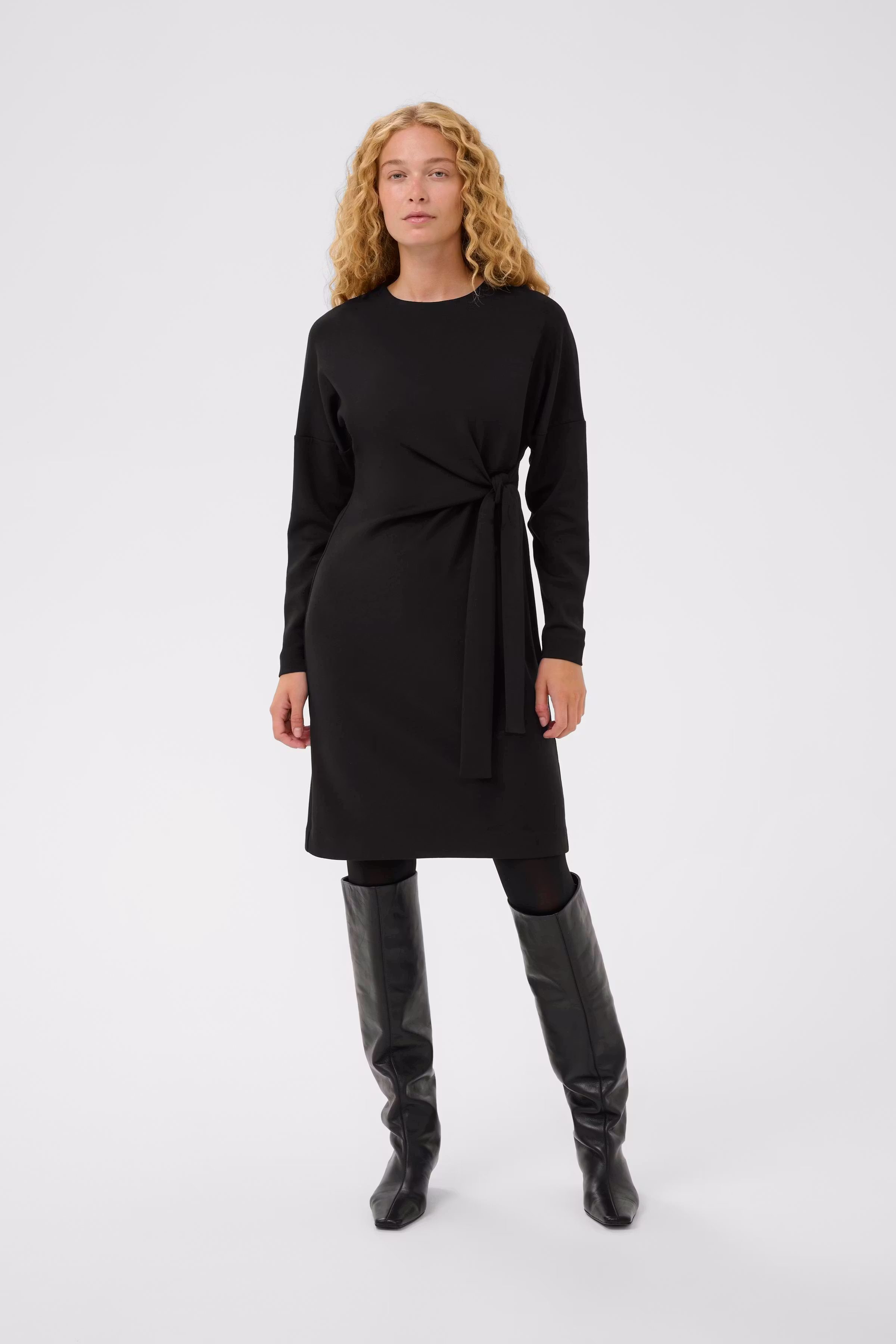 TRICENTIW Dress LOOKBOOK FRONT 30112204-194008