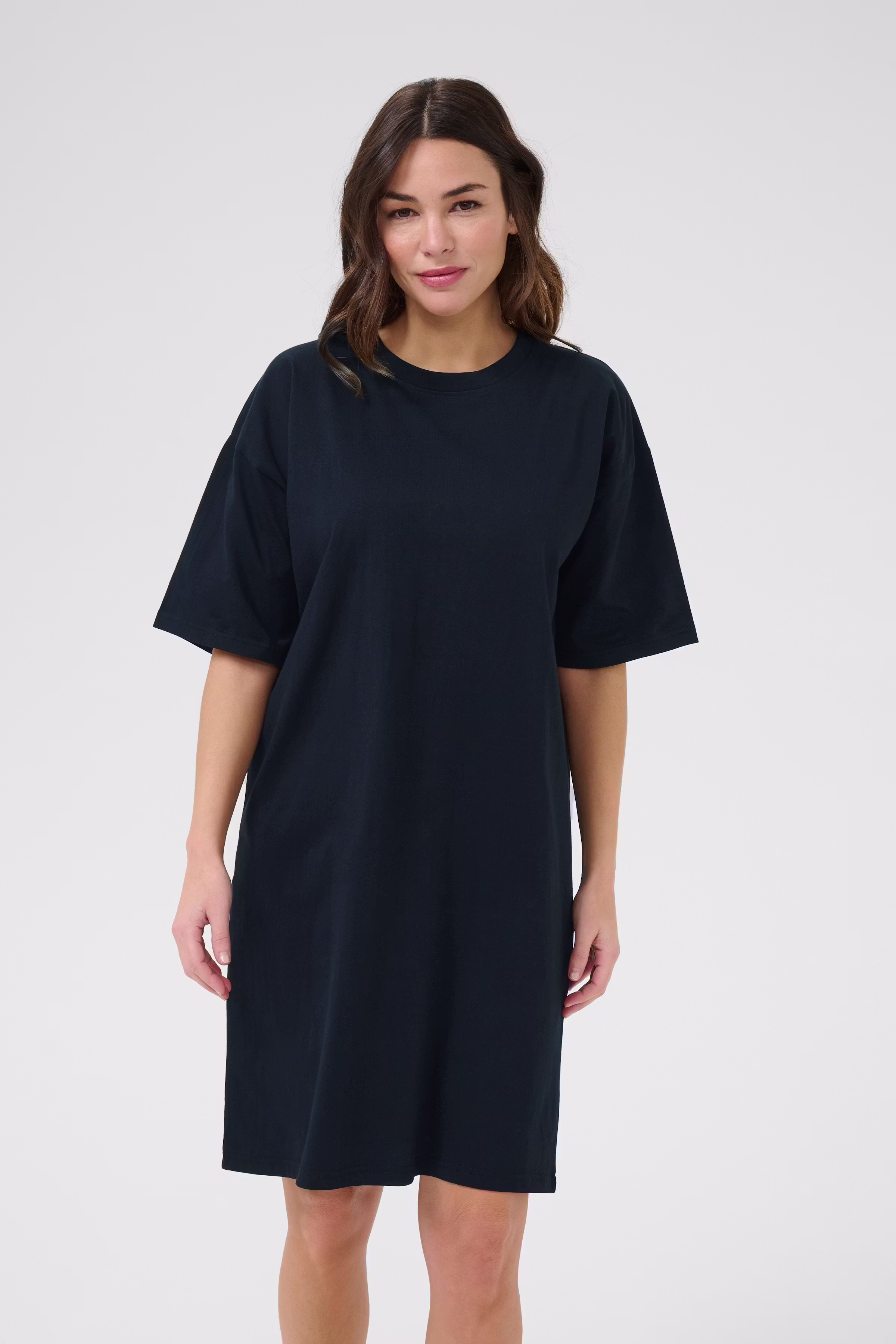 KAjudy Kjole LOOKBOOK FRONT 10510365-100121