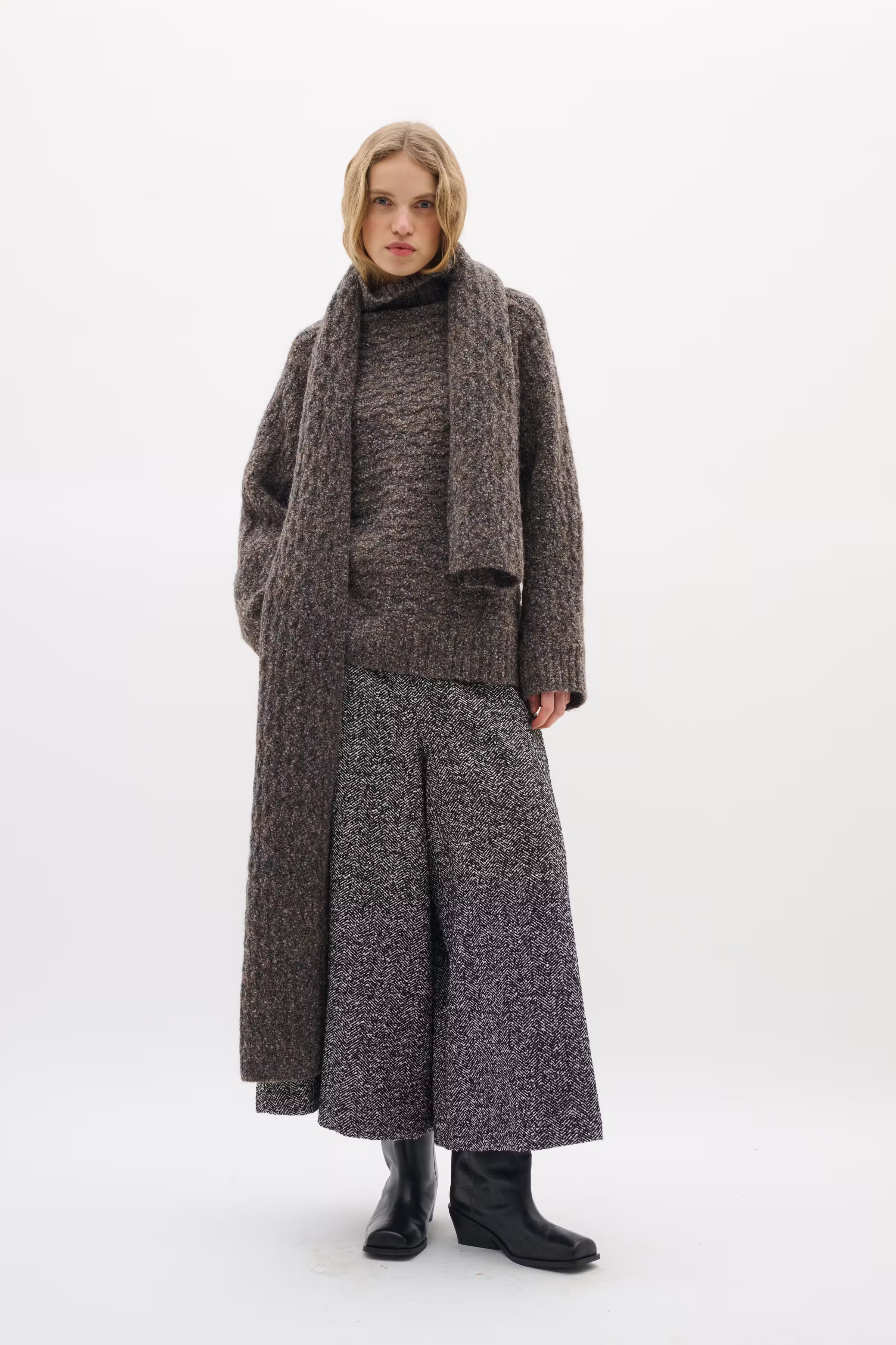 BryannyIW Rokpant LOOKBOOK FRONT 30111011-300027