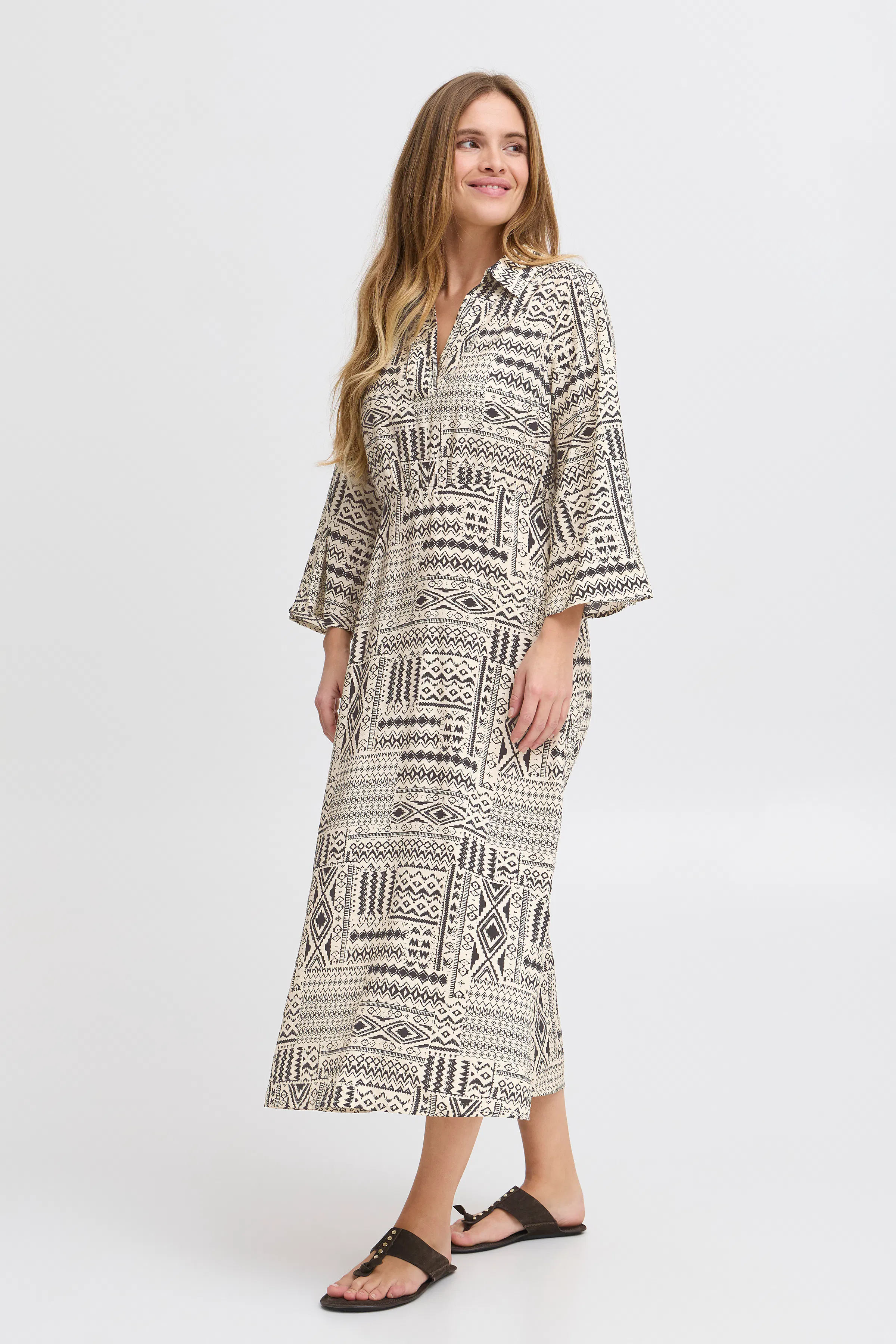 PZESME Klänning LOOKBOOK FRONT 50209168-205178