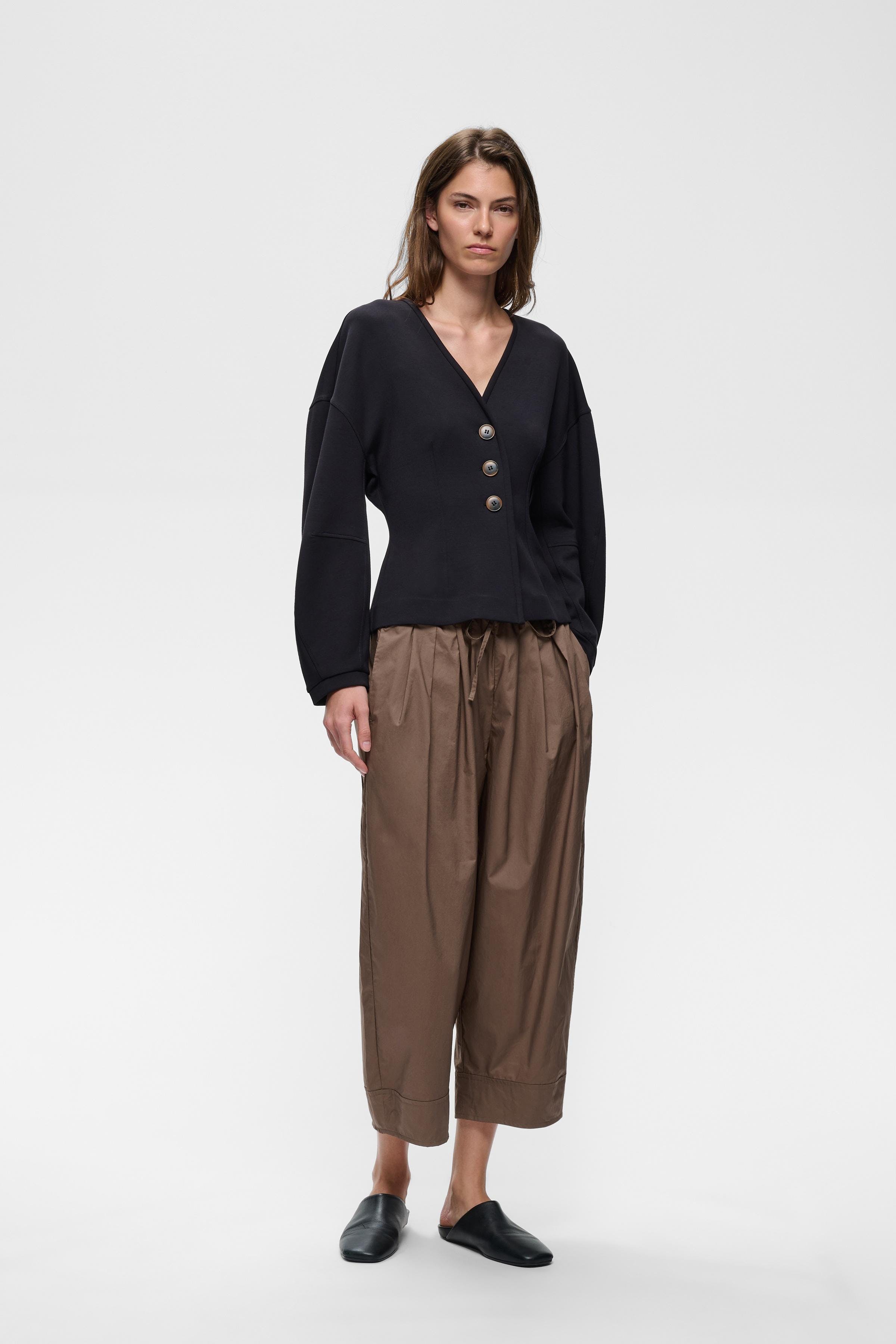 HAZEIW Byxor LOOKBOOK FRONT 30112711-181307