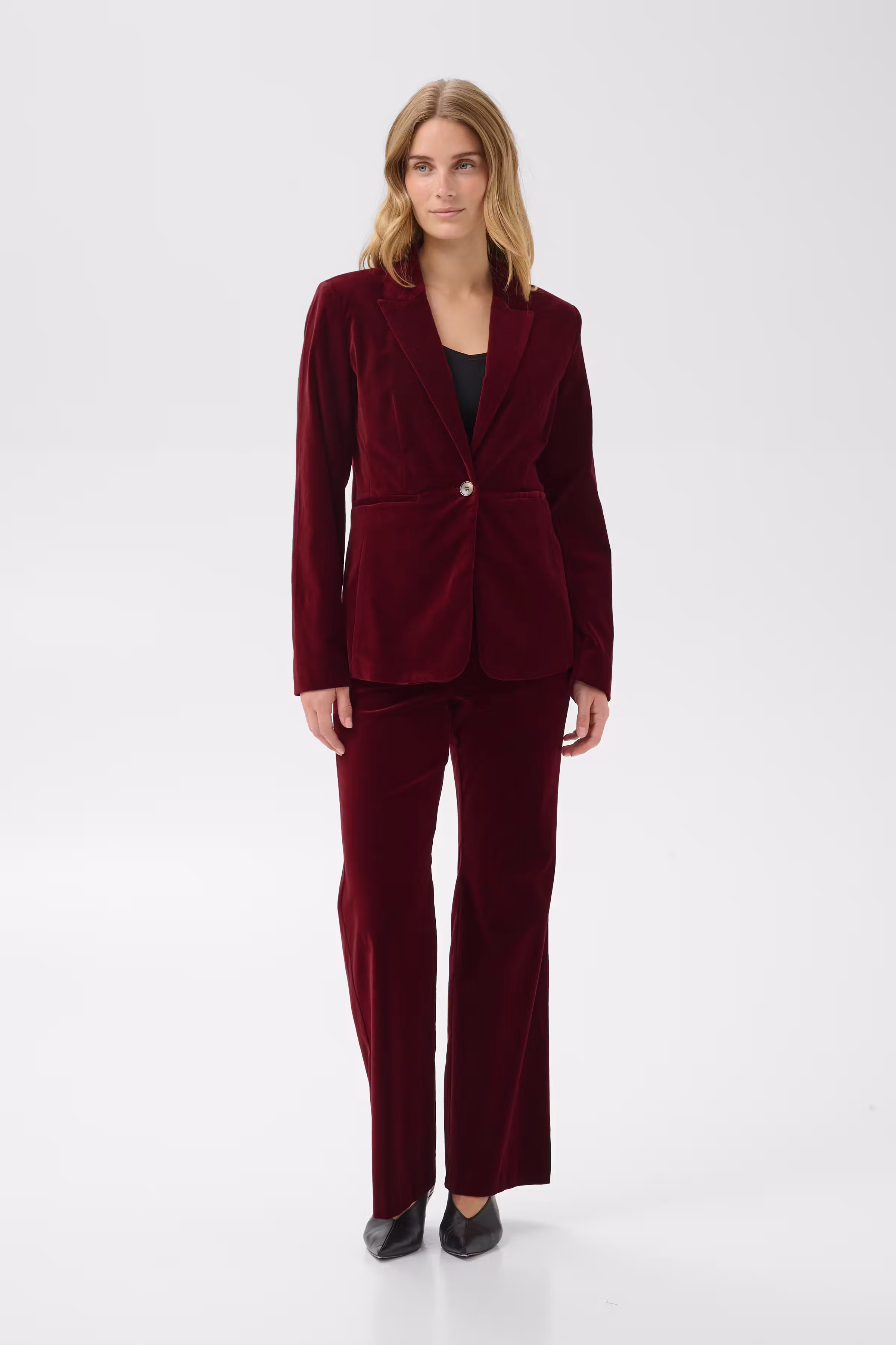 DahliaPW Blazer LOOKBOOK FRONT 30310925-191650