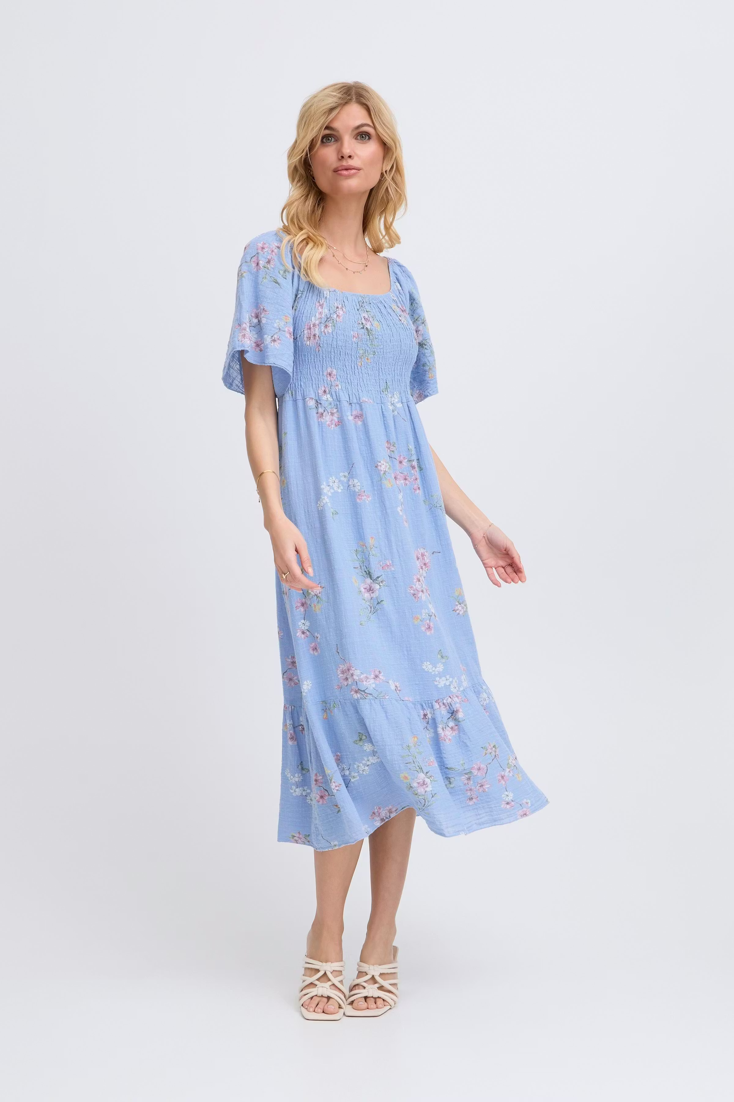 SBALEXA Kjole LOOKBOOK FRONT 22100971-174041