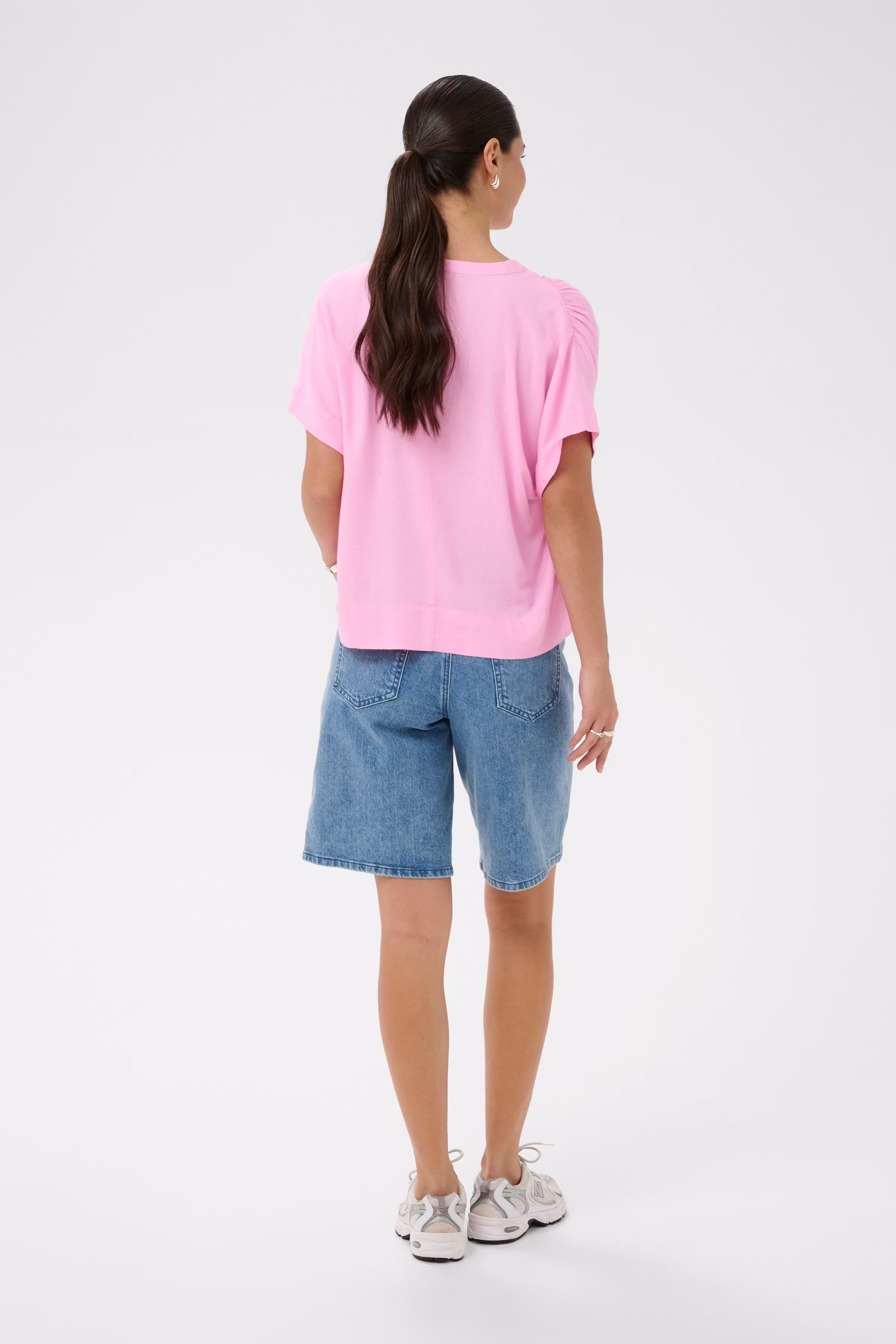 KAmilia Blouse LOOKBOOK BACK 10509670-152218